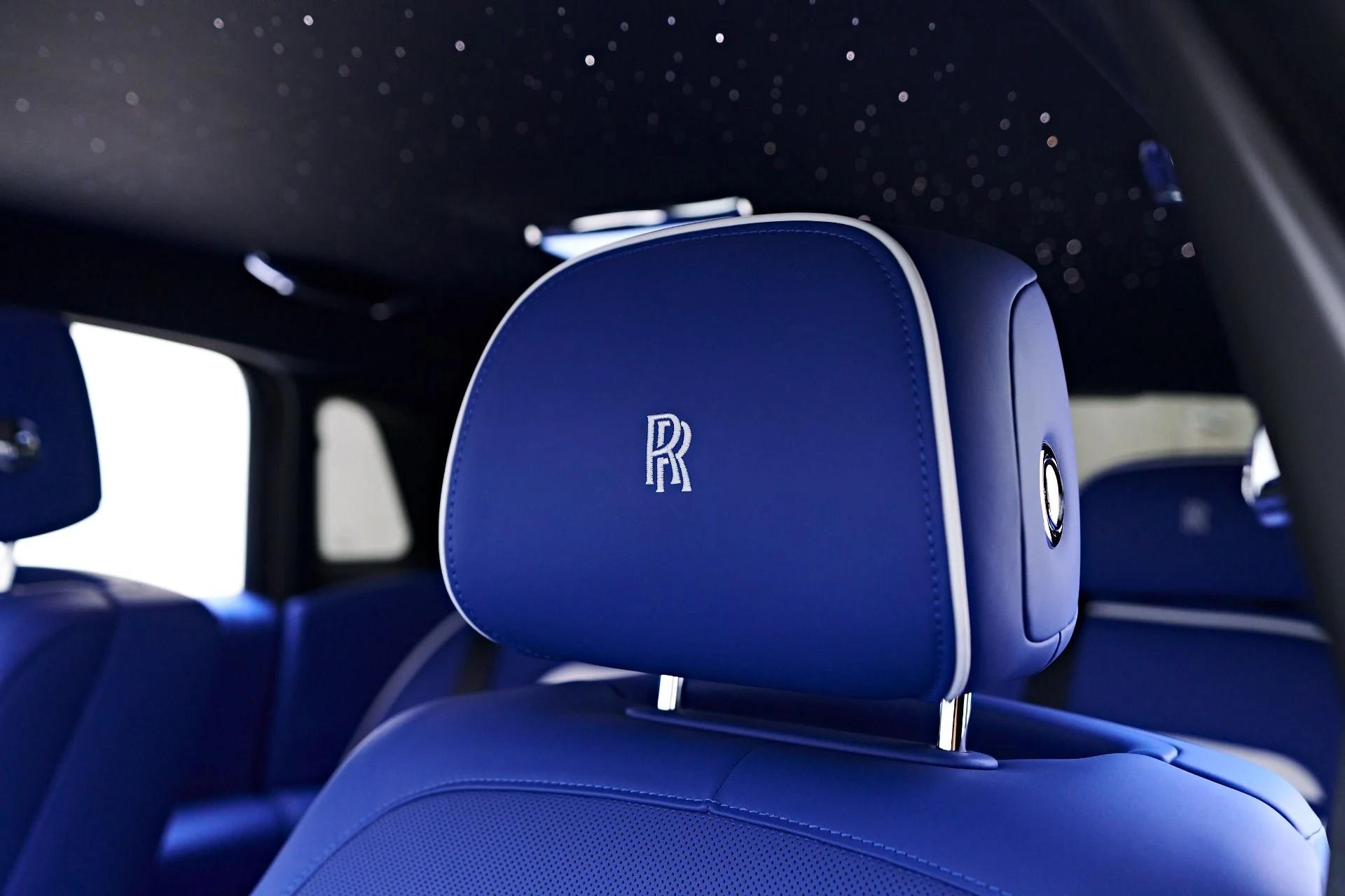 mph053_2718246110_Used_2024_Rolls_Royce_Ghost_Base_1757190849_e4e5c5ece3