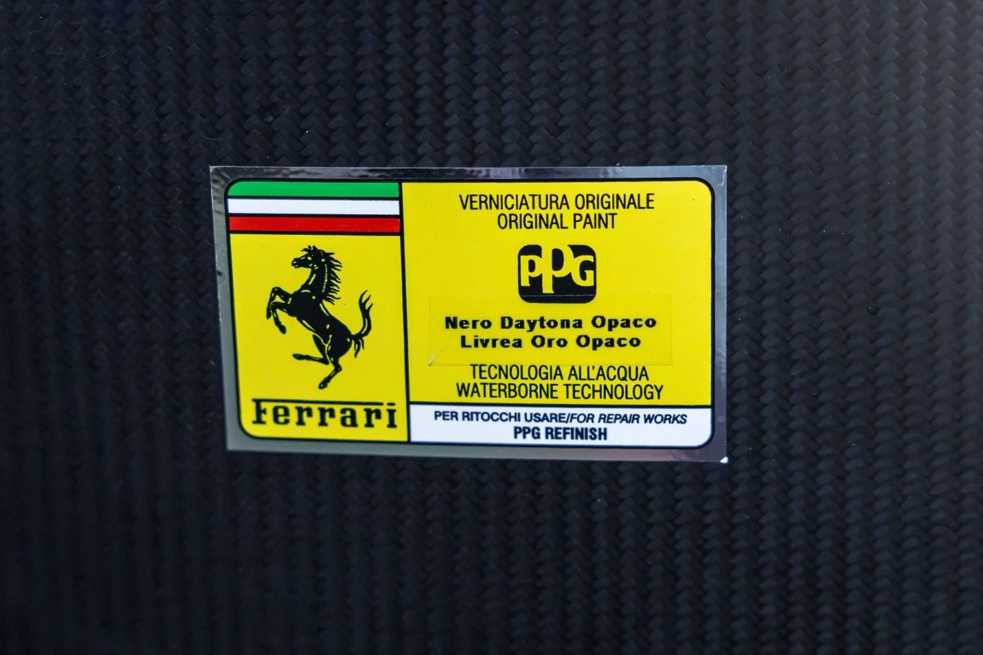 mph053_2724043001_Ow_5e9e7c2558