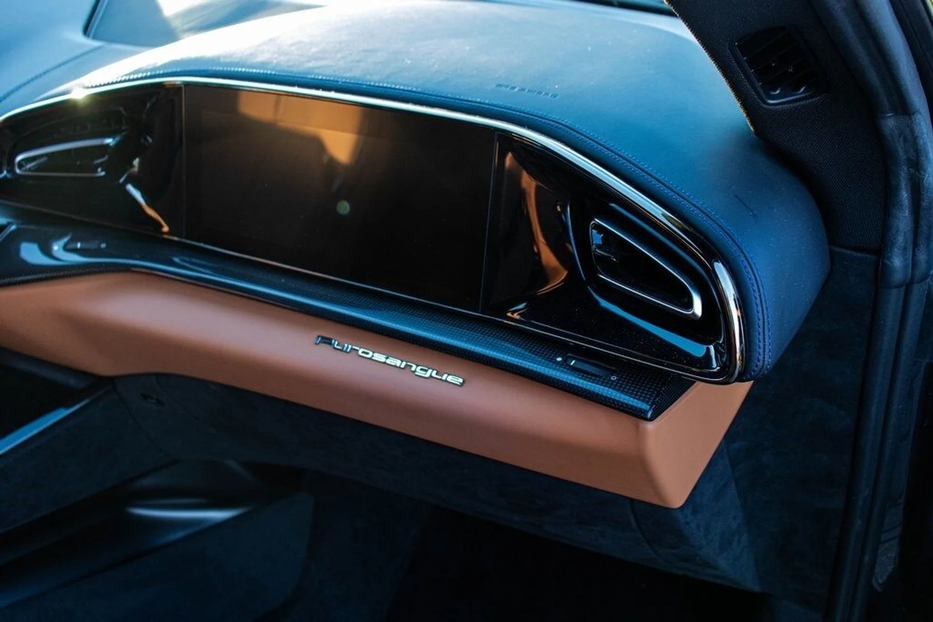 mph053_2741830888_0f908a5459d3db6a7c43e85d943b8228x_18ff9674f2