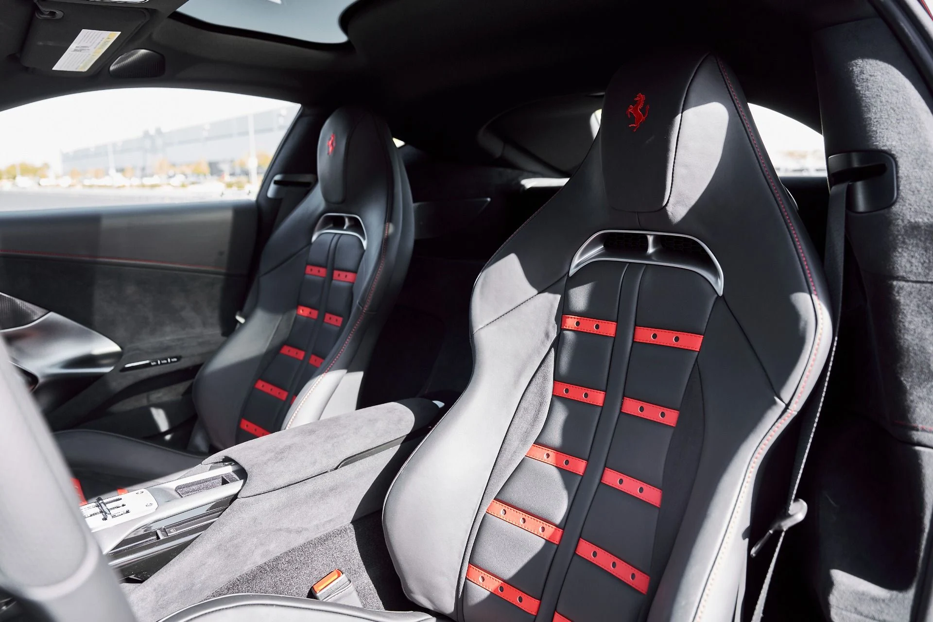 mph053_2750954833_Used_2025_Ferrari_12_Cilindri_1769824853_e9c382680c