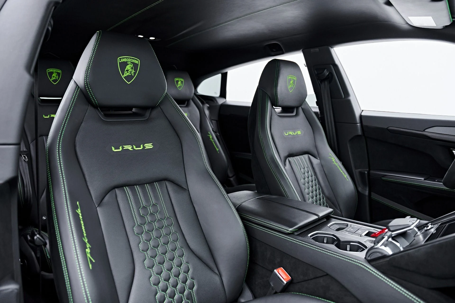 mph053_2756540170_Used_2023_Lamborghini_Urus_Performante_1790376340_534f435f24
