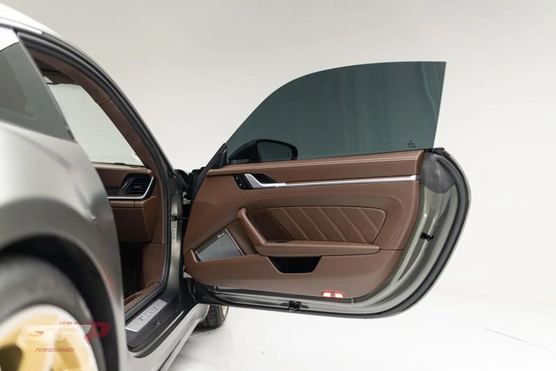 mph053_275806557_1_B9983_EA_1_F93_4904_B997_7_D05_DCA_5169_D_c6eeb81fb5