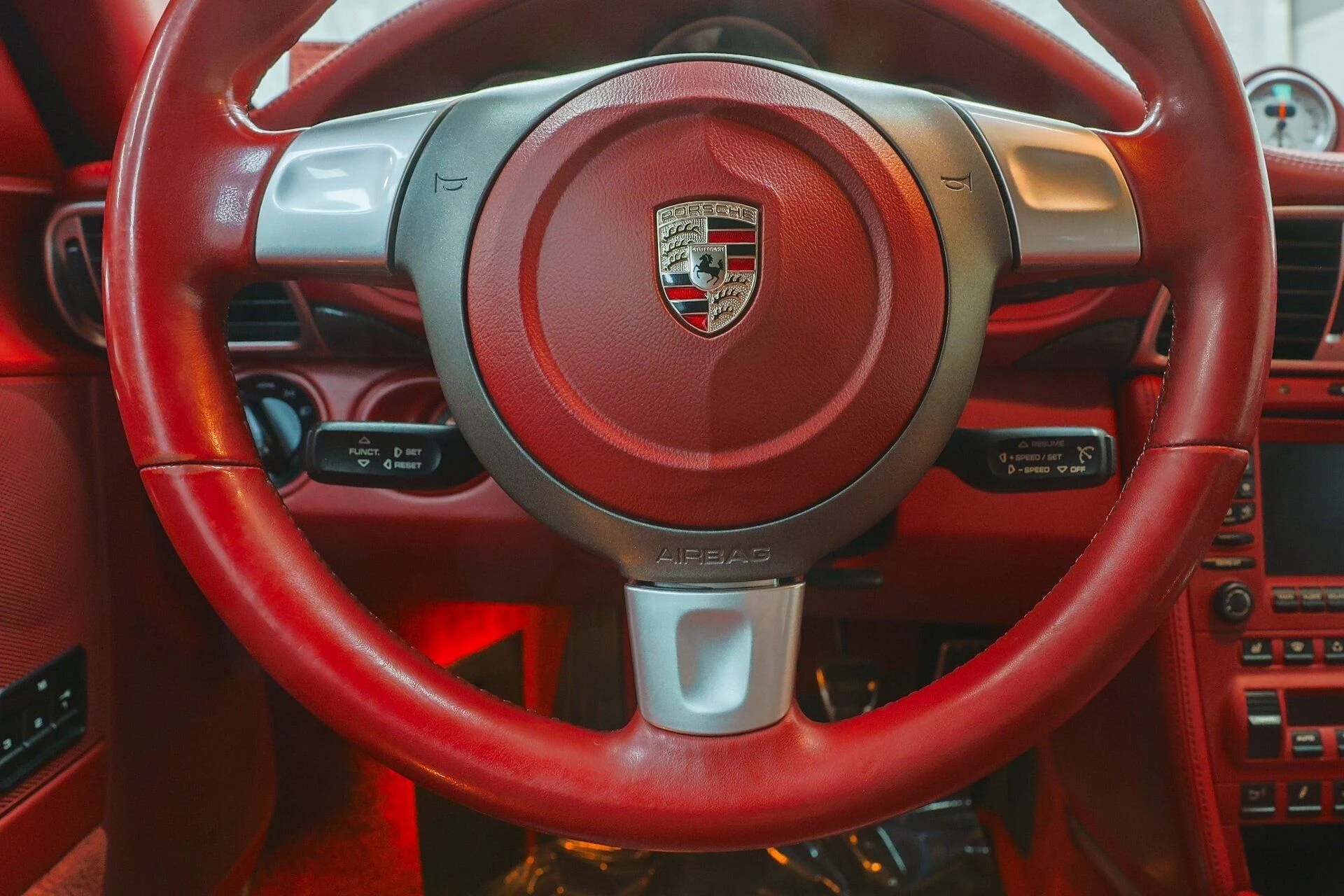 mph053_2767249050_847c84259b_1920_cfd18076f5