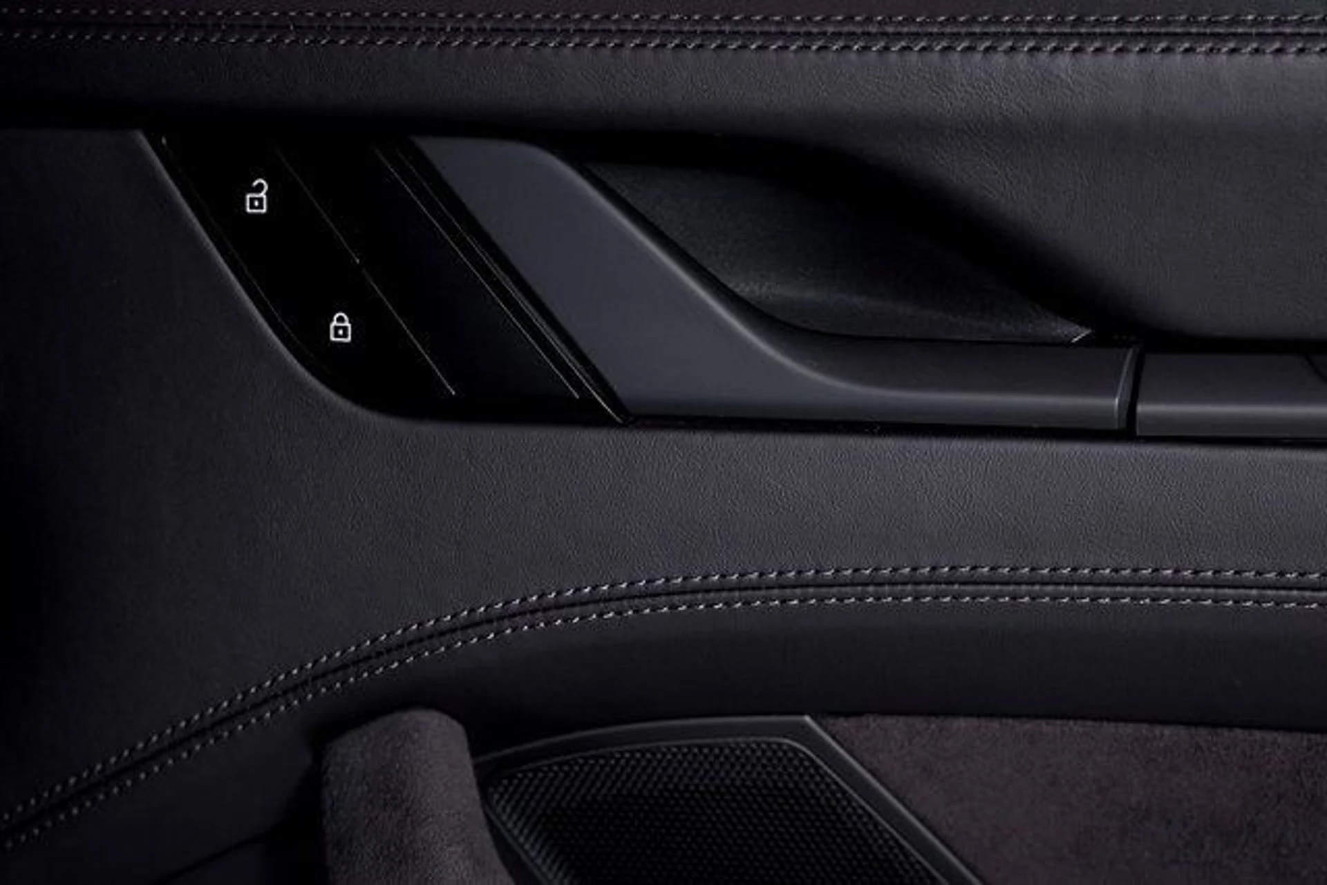 mph053_2777978253_e71ab347005b54a2b2808ca54b4e2898x_449bd33a8d