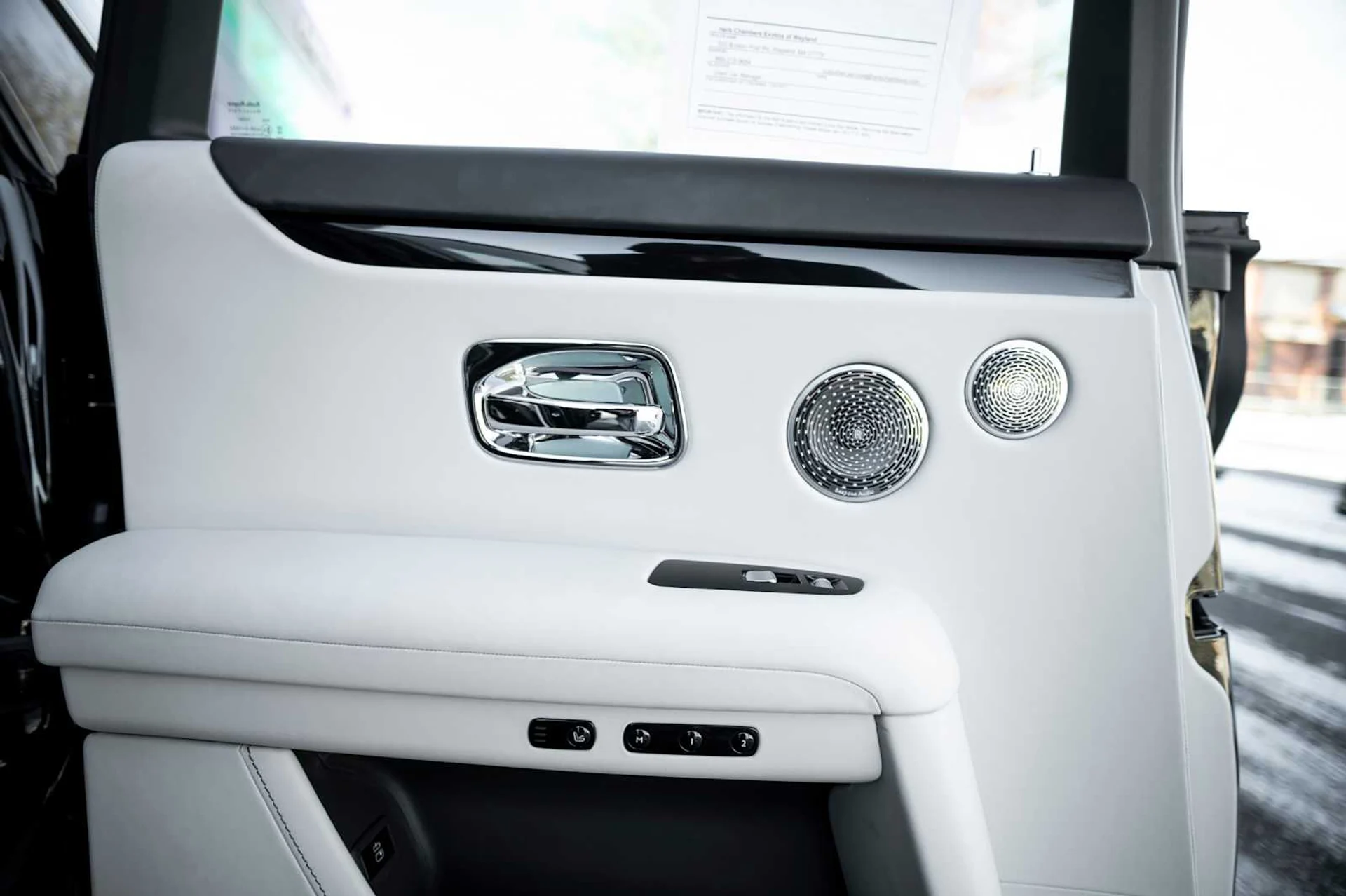 mph053_2790648498_441c274eb137b11e33592b699a7e4e85x_52a328697e