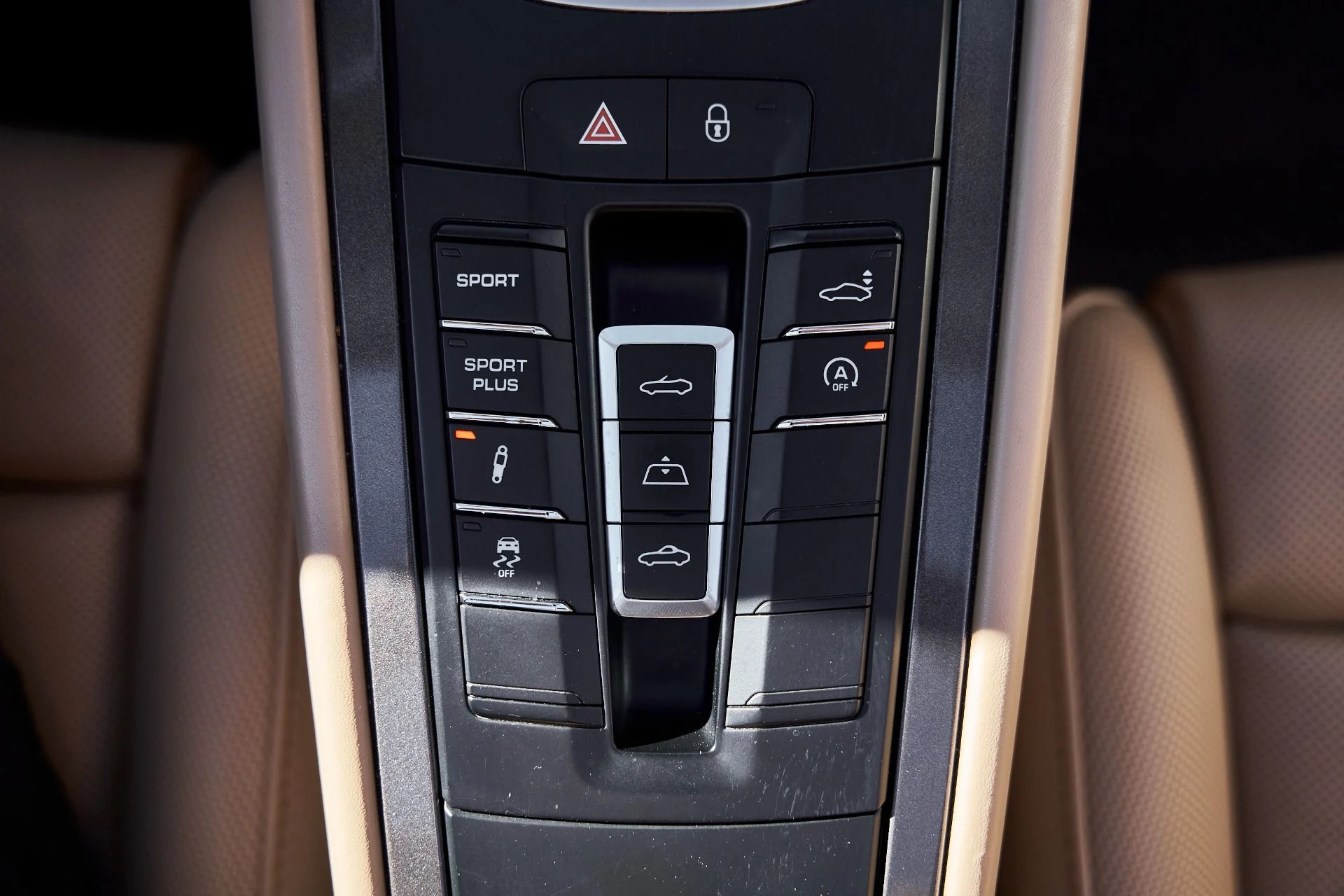 mph053_2805621691_Used_2015_Porsche_911_Carrera_S_1768869423_28e728fdb6