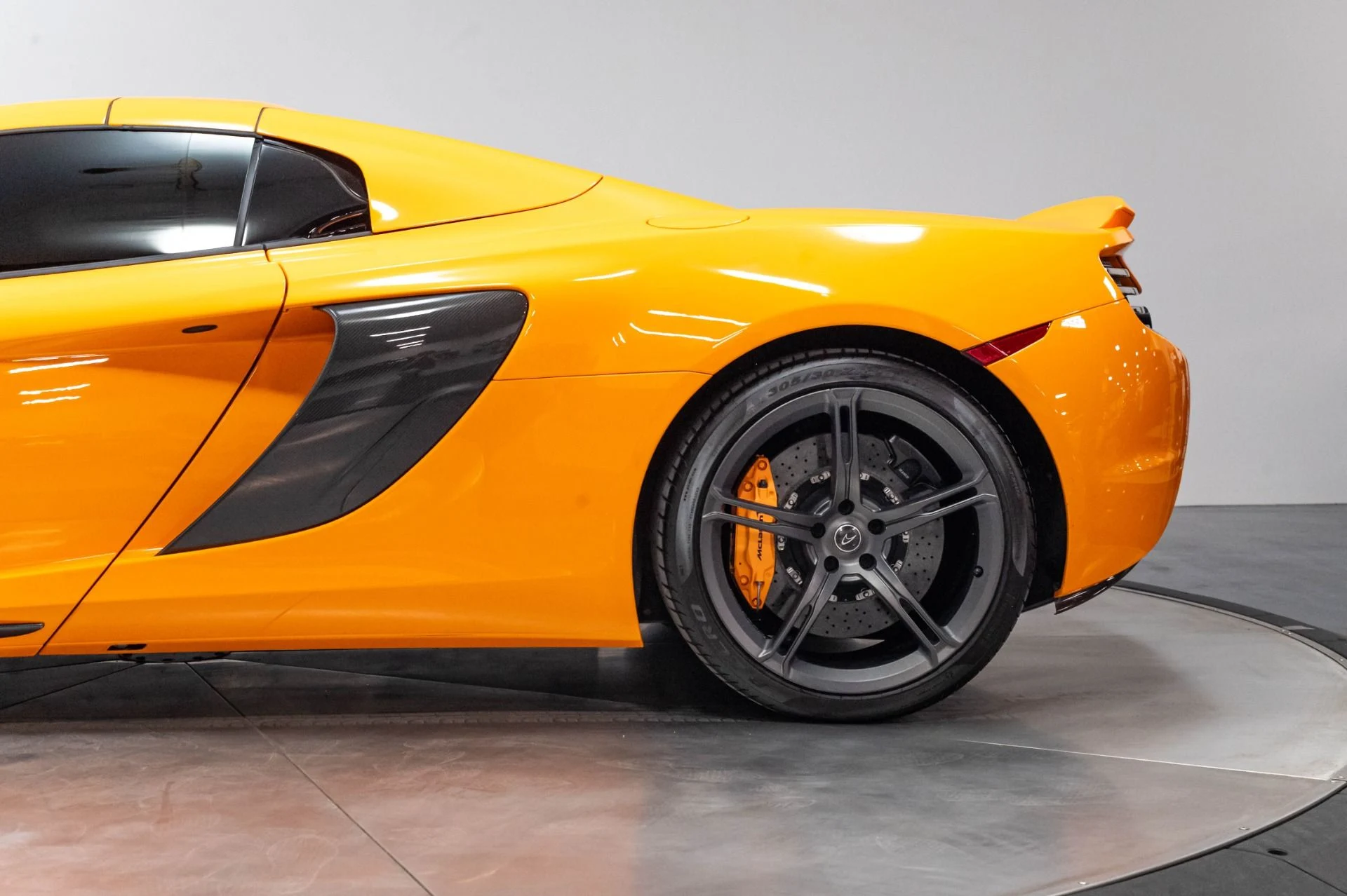 mph053_281987962_Used_2015_Mc_Laren_650_S_Spider_1784647983_6949b8188f