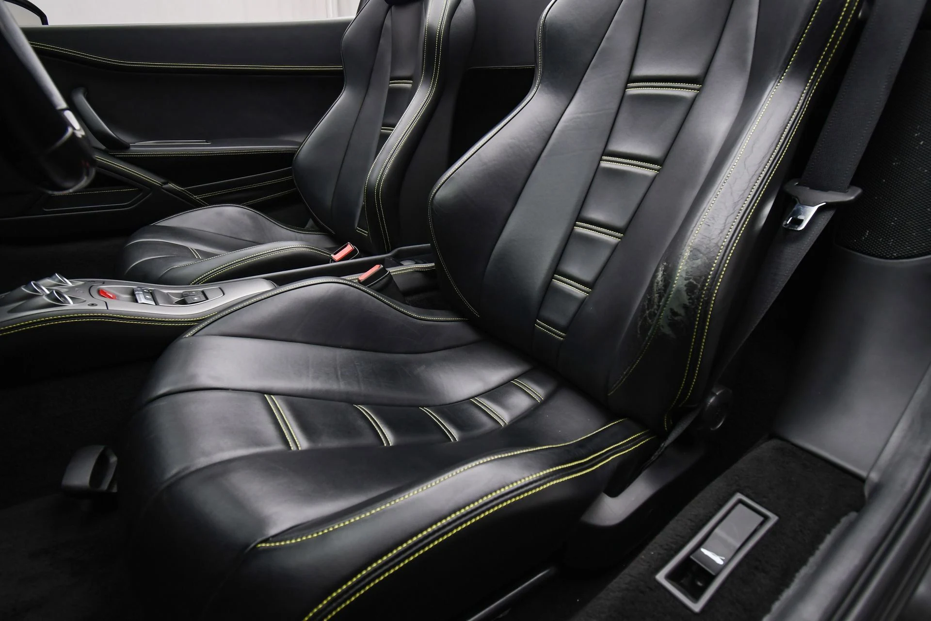 mph053_2851927101_72e8f3a9fe034e8f85ccefbb24c8c47a_5e3994c1f1