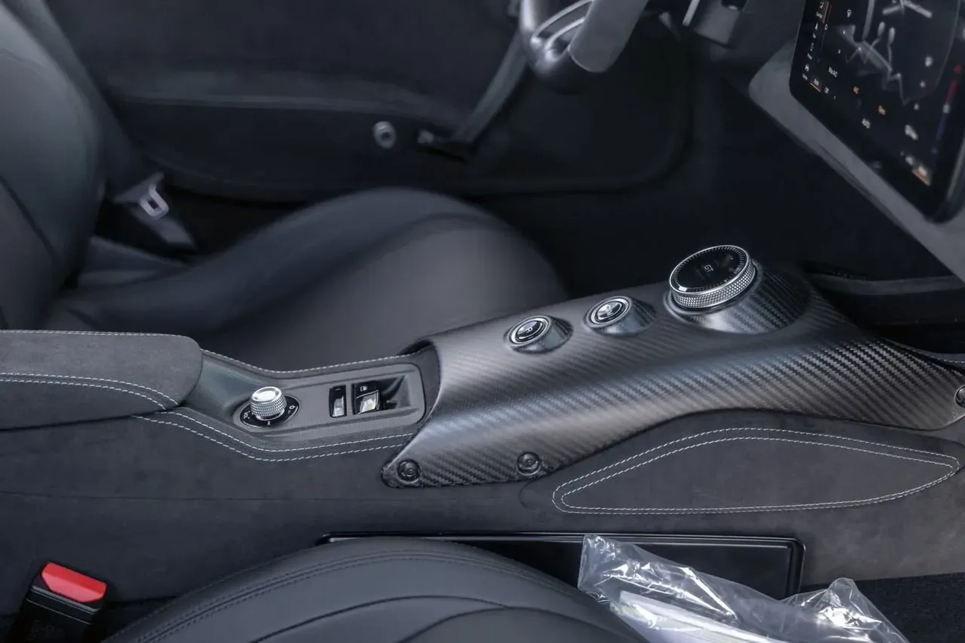 mph053_286685348_ccee710ec8c649dcb77ef0db15ff3630_772b60f60a