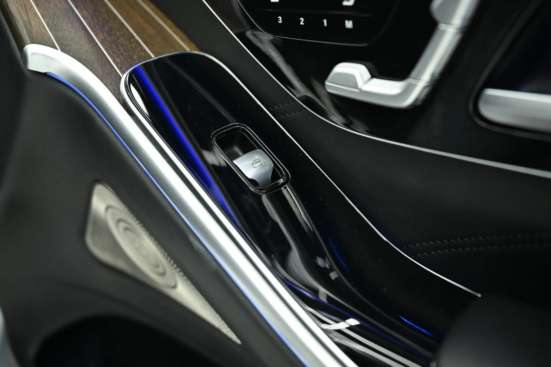 mph053_2868770869_a98d59459a2d74f383e77b4e77aebde8_8fead1ab74