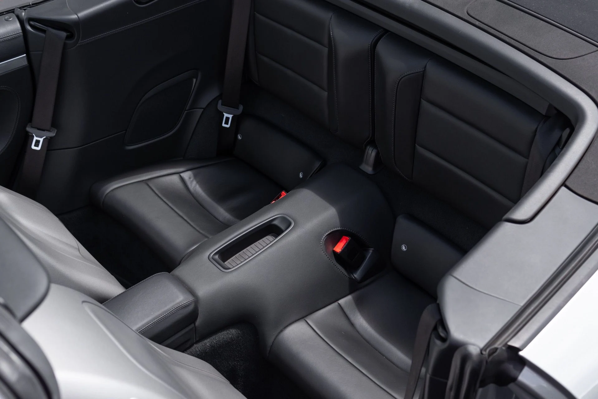 mph053_2892241270_Used_2019_Porsche_911_Turbo_1775252644_756e83163e