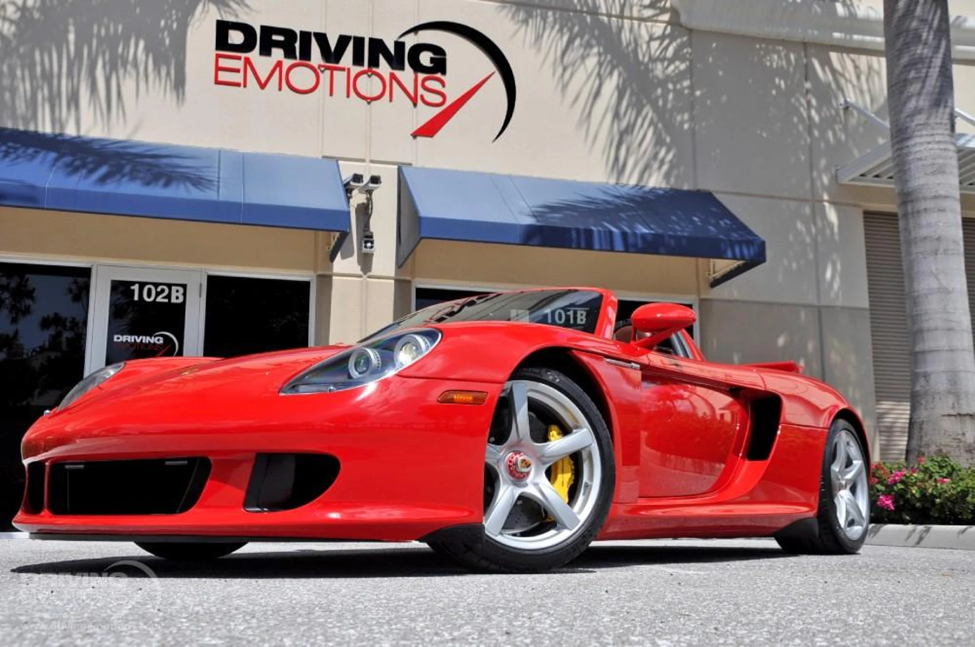 mph053_2896411302_186_p54_l_3532cd4fea