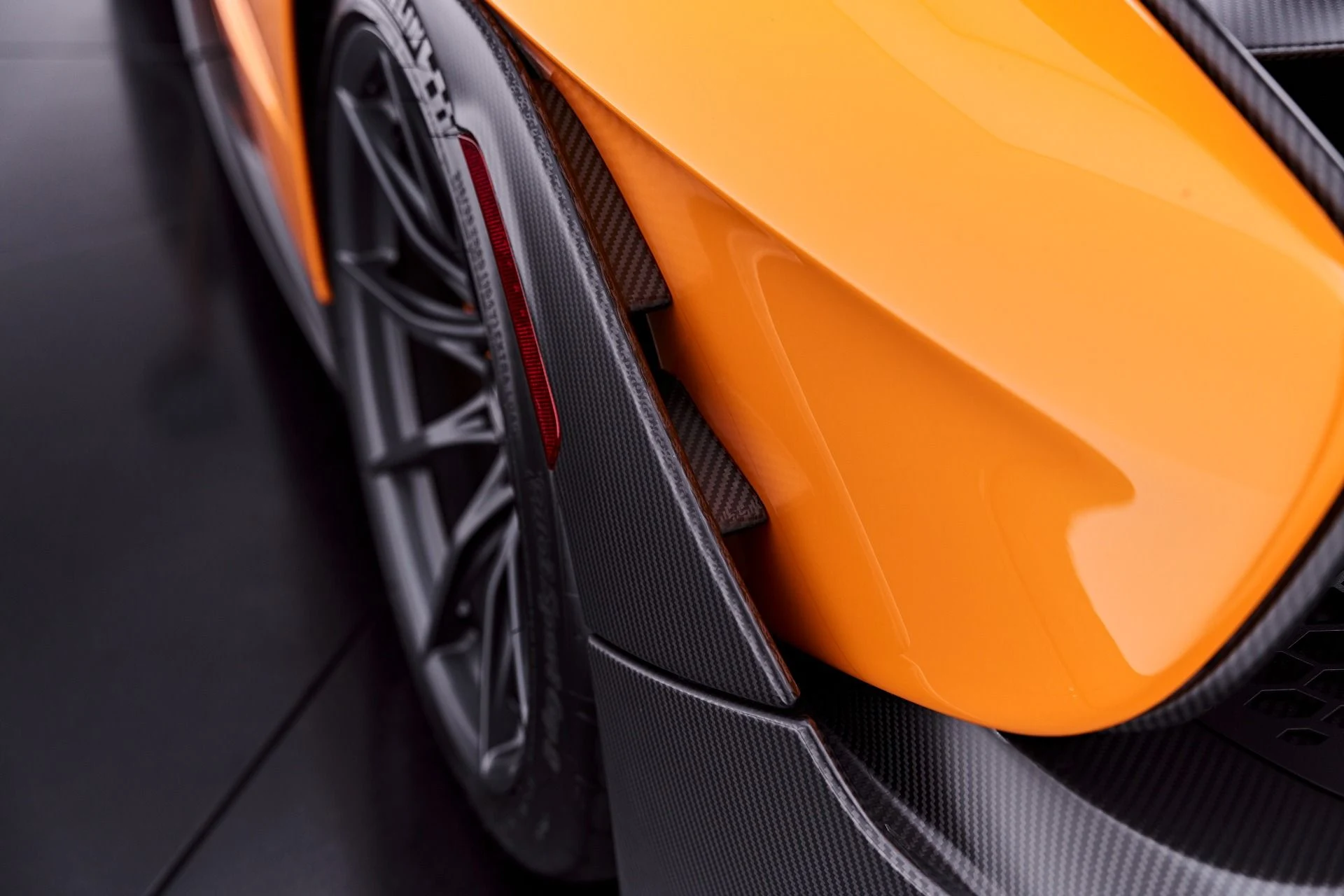mph053_2908208697_Used_2019_Mc_Laren_Senna_1783960775_9a0290b495