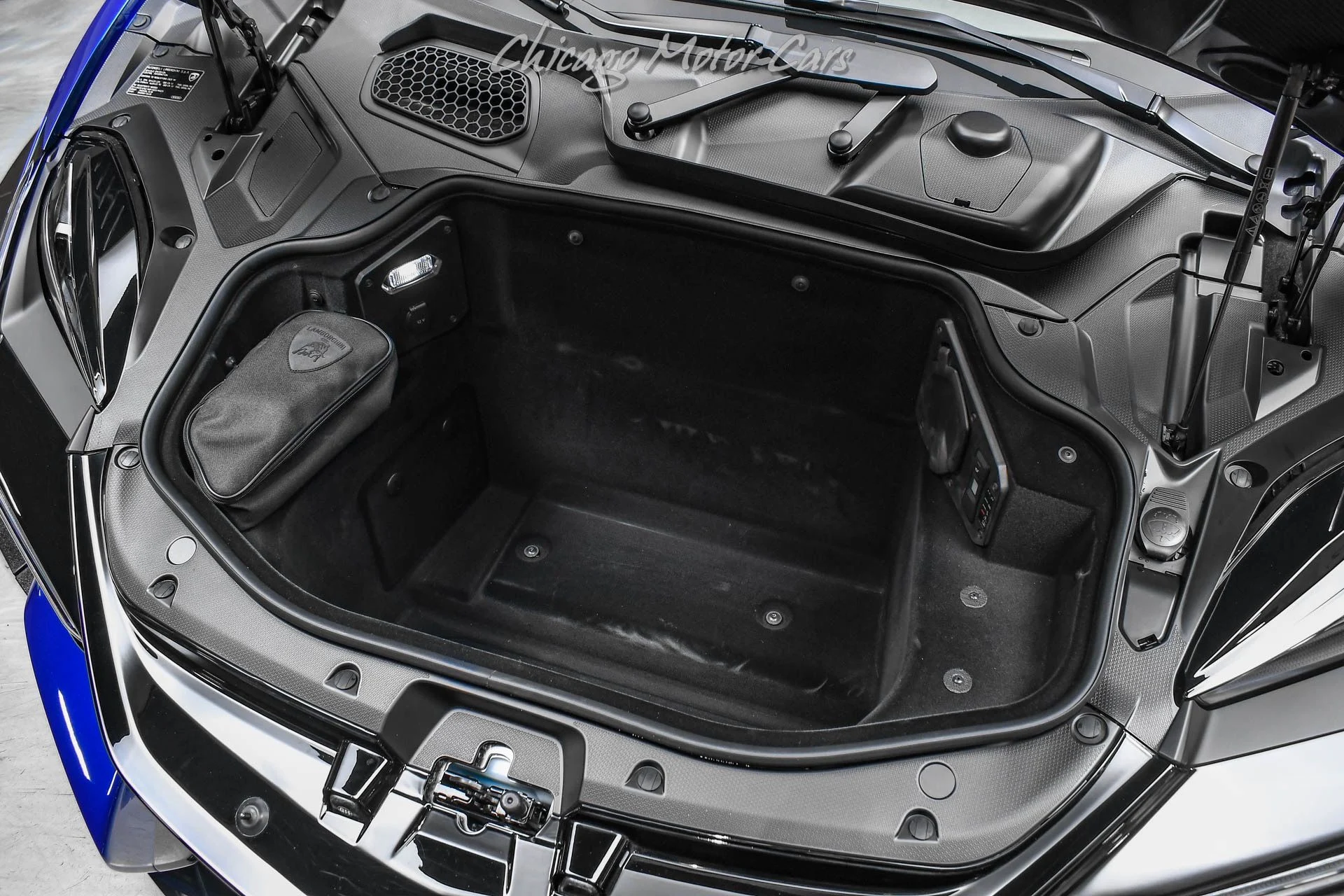 mph053_2921729209_13382_p54_l_a1f856f72f