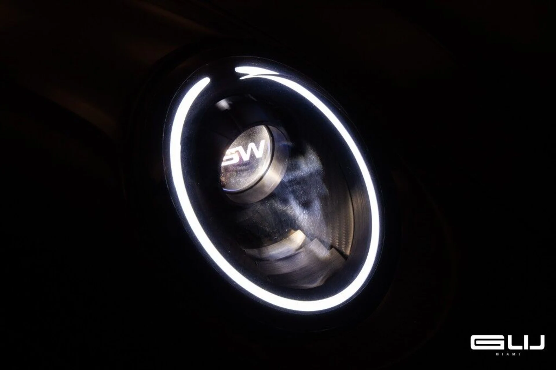 mph053_2956975679_111f07c96ea95b583e48b21acde6a273_7fc3d82d1a