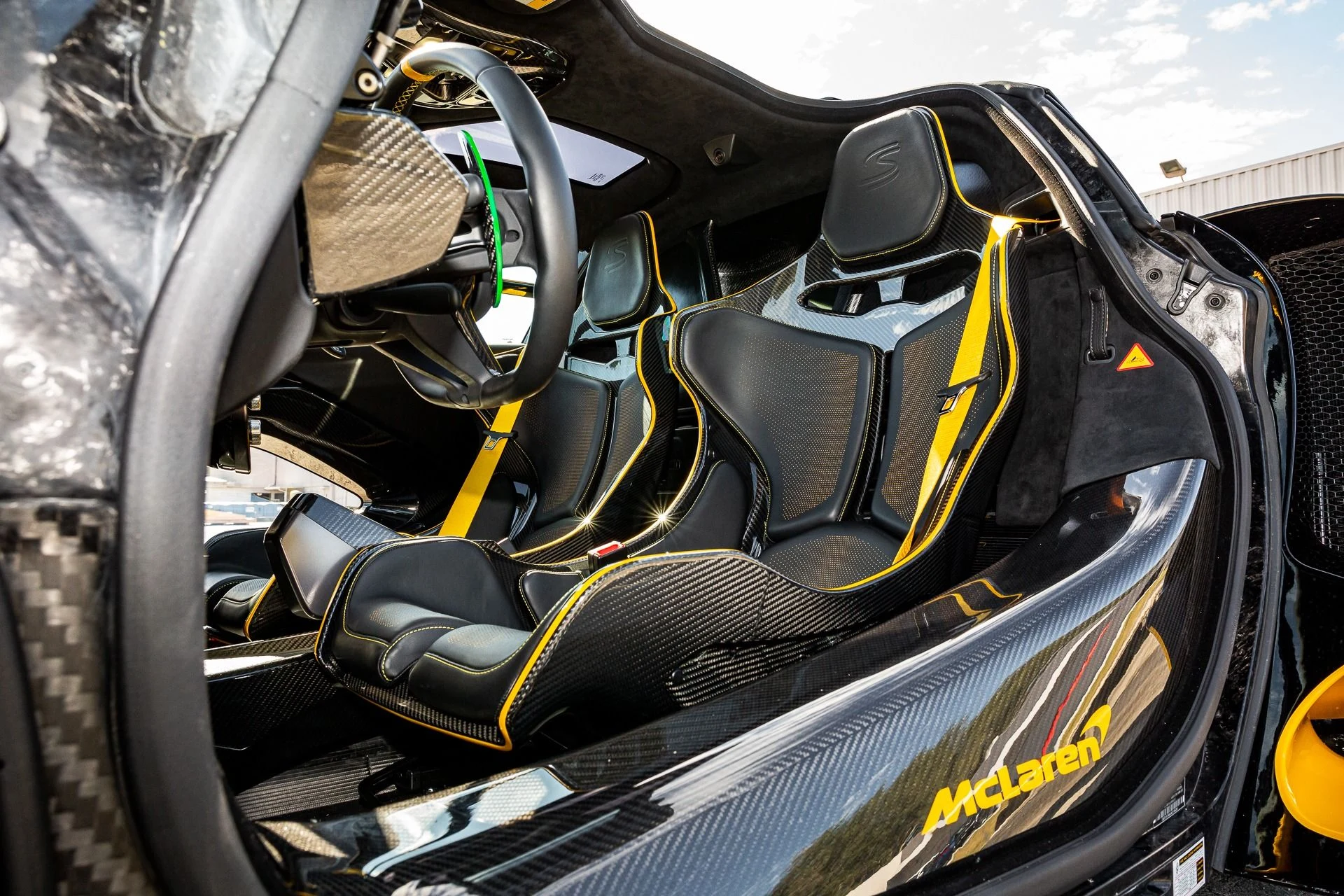 mph053_2964984050_131_p54_l_275e64ca0d