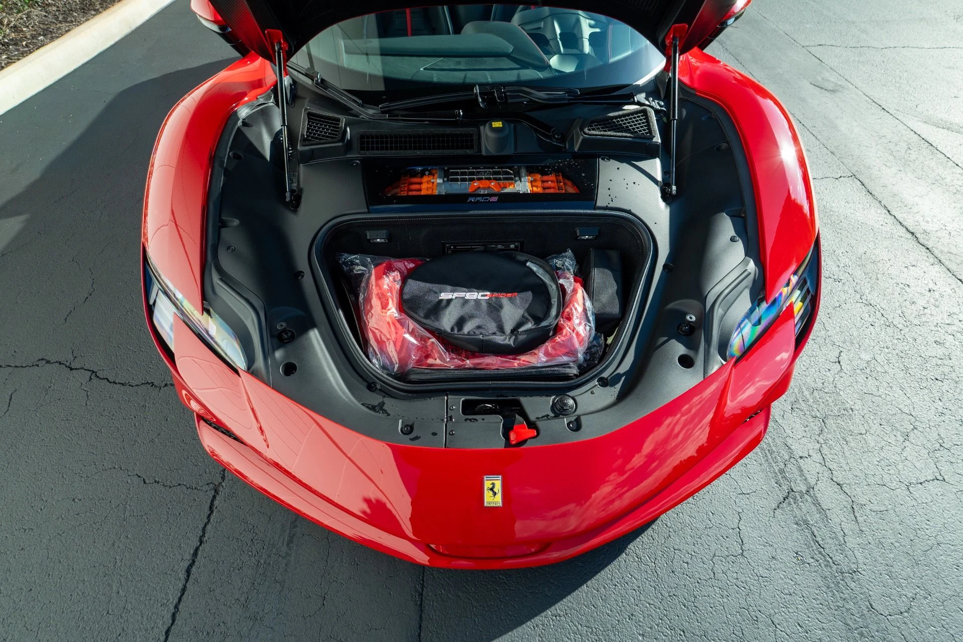 mph053_2980601031_Used_2024_Ferrari_SF_90_Spider_1759287826_cb2d943226