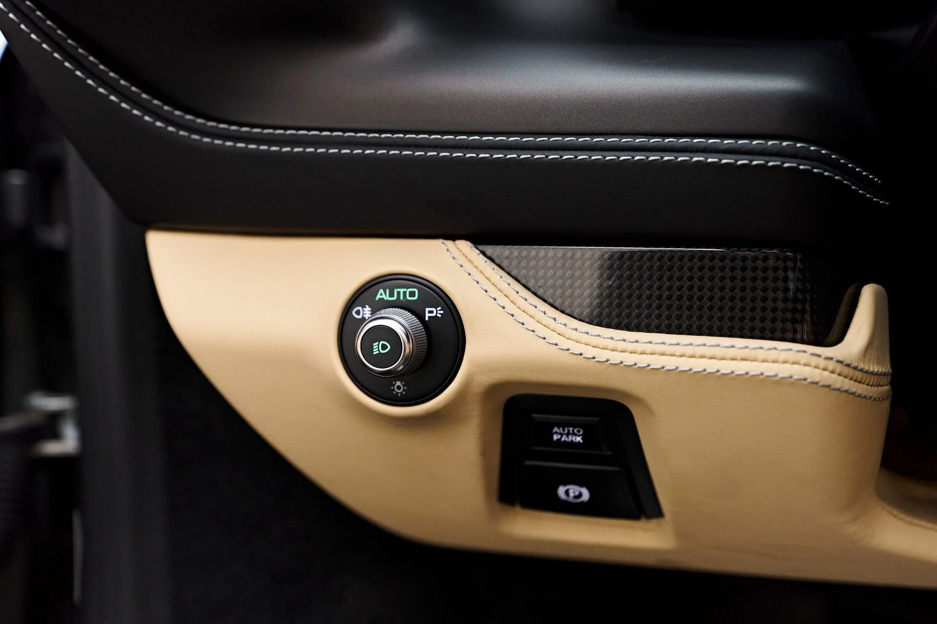 mph053_2982595415_Used_2022_Ferrari_F8_Spider_Base_1769106989_043e5f437e