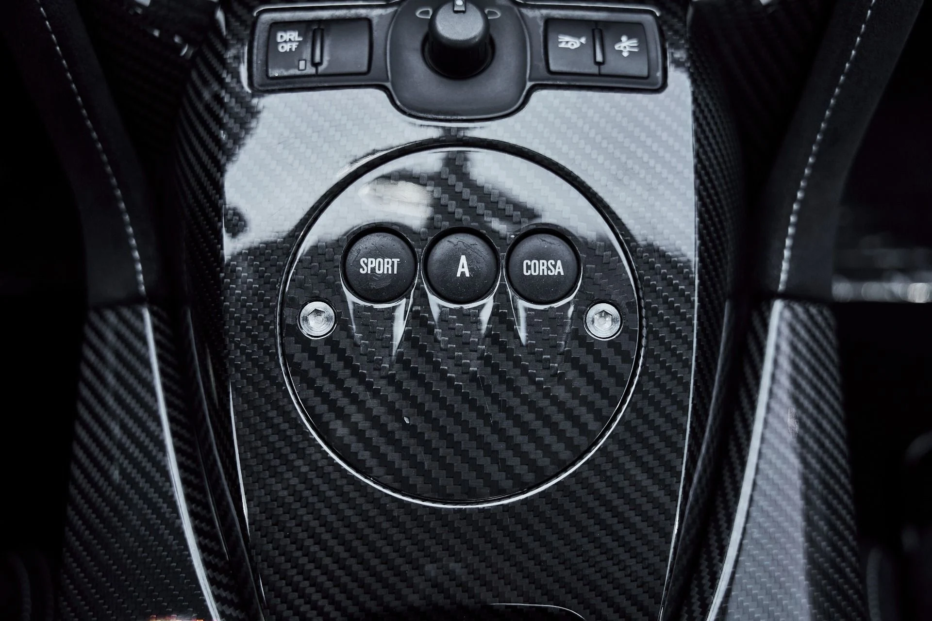 mph053_3006510461_Used_2010_Lamborghini_Gallardo_LP_560_4_1781313920_dab354a8ef