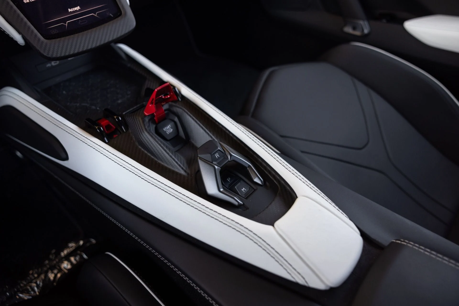 mph053_3010808396_Used_2026_Lamborghini_Revuelto_1788470491_9778bccda5
