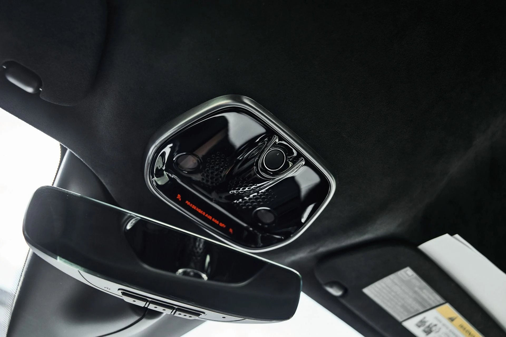 mph053_301366837_Used_2024_Mc_Laren_Artura_1774742279_2c495f49ee