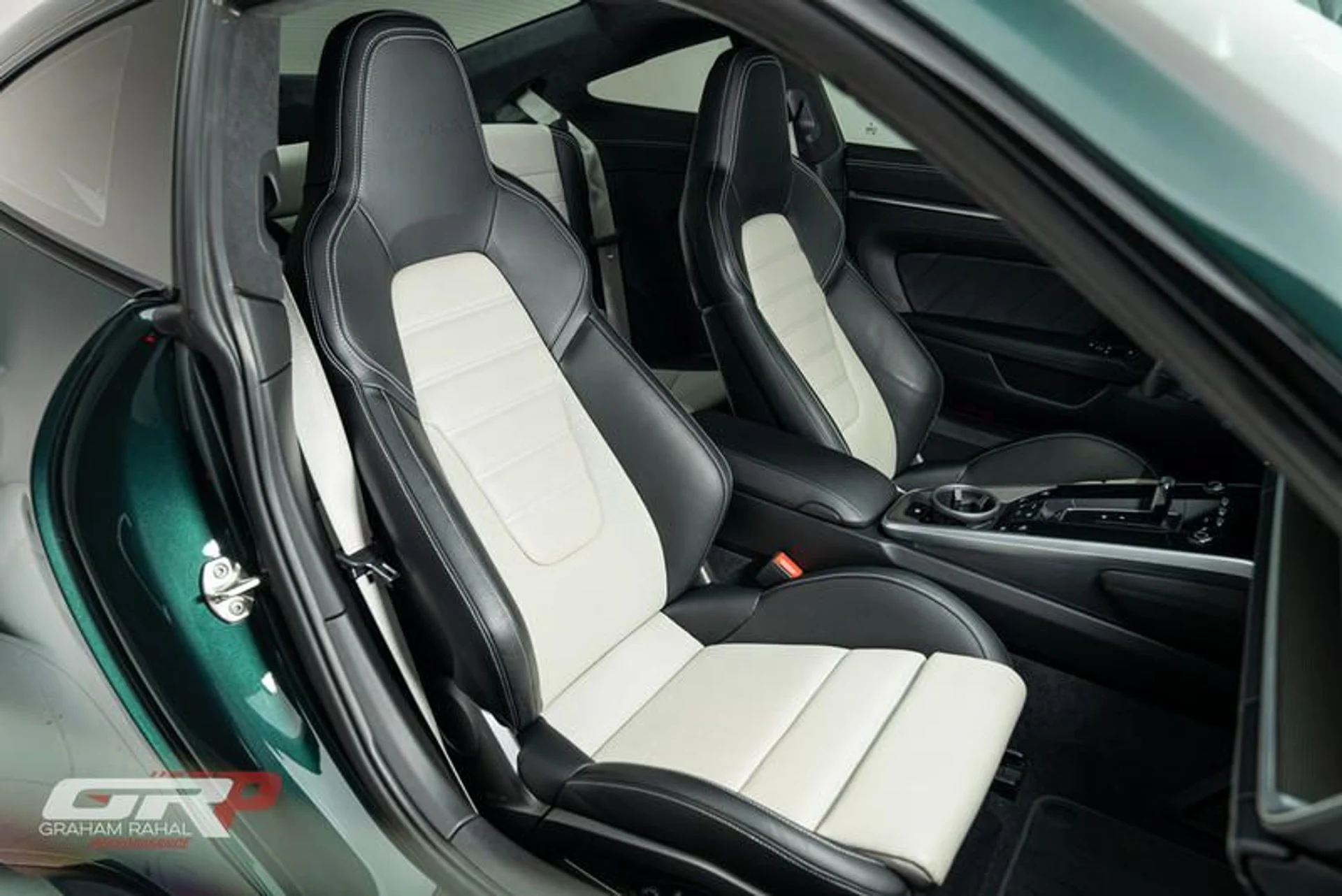 mph053_302309640_7_CC_9_FDE_4_B010_4_D0_E_B92_C_E083384393_C7_fff150ad9b