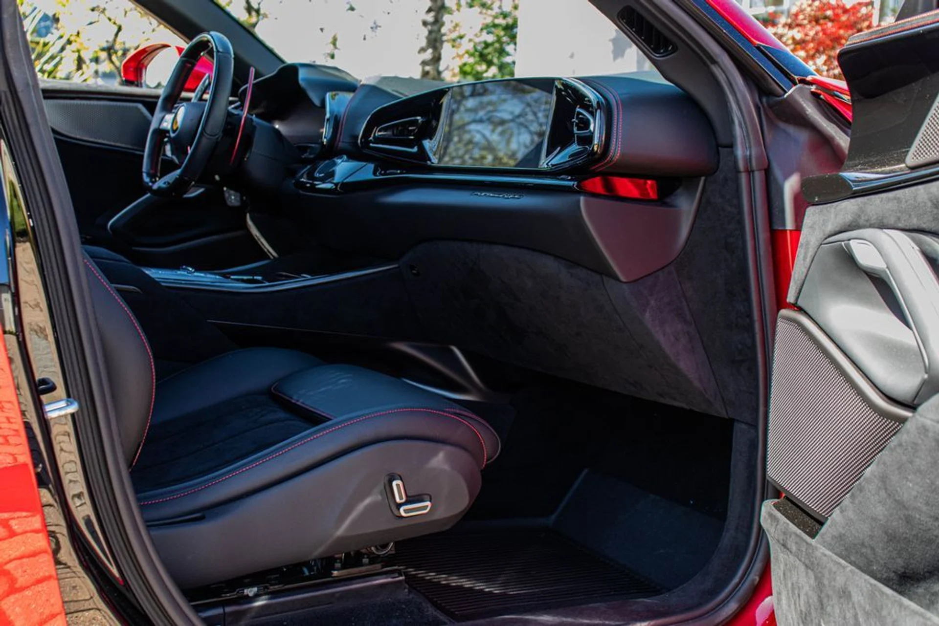 mph053_3056594372_7fc37e5317c76a96fed1d6f732efb671x_6c2dac9254