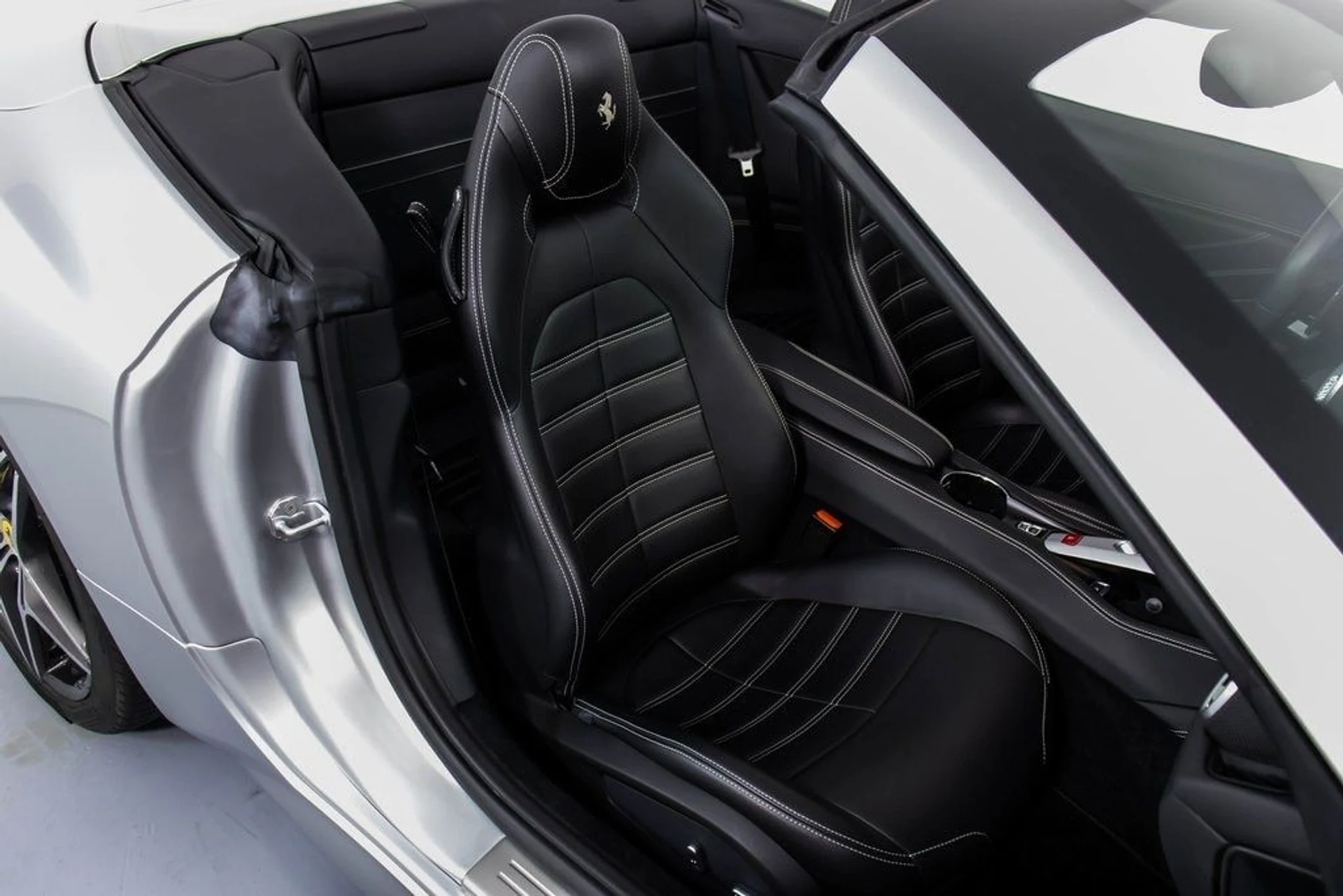 mph053_3057196740_77c3954bd89ef04886a2c8d0f1740b63x_52b22dcafc