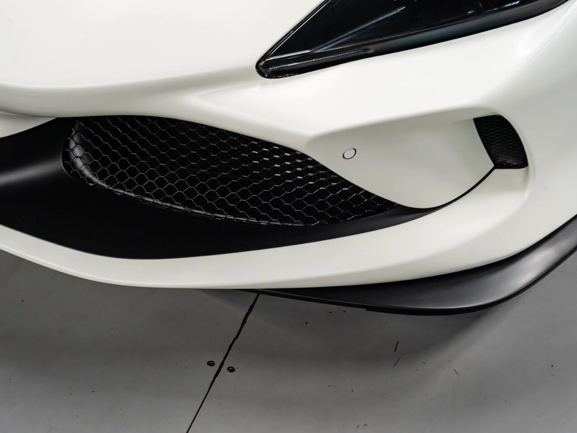 mph053_3077480894_ferrari_f8_spider_2022_db09f129b1