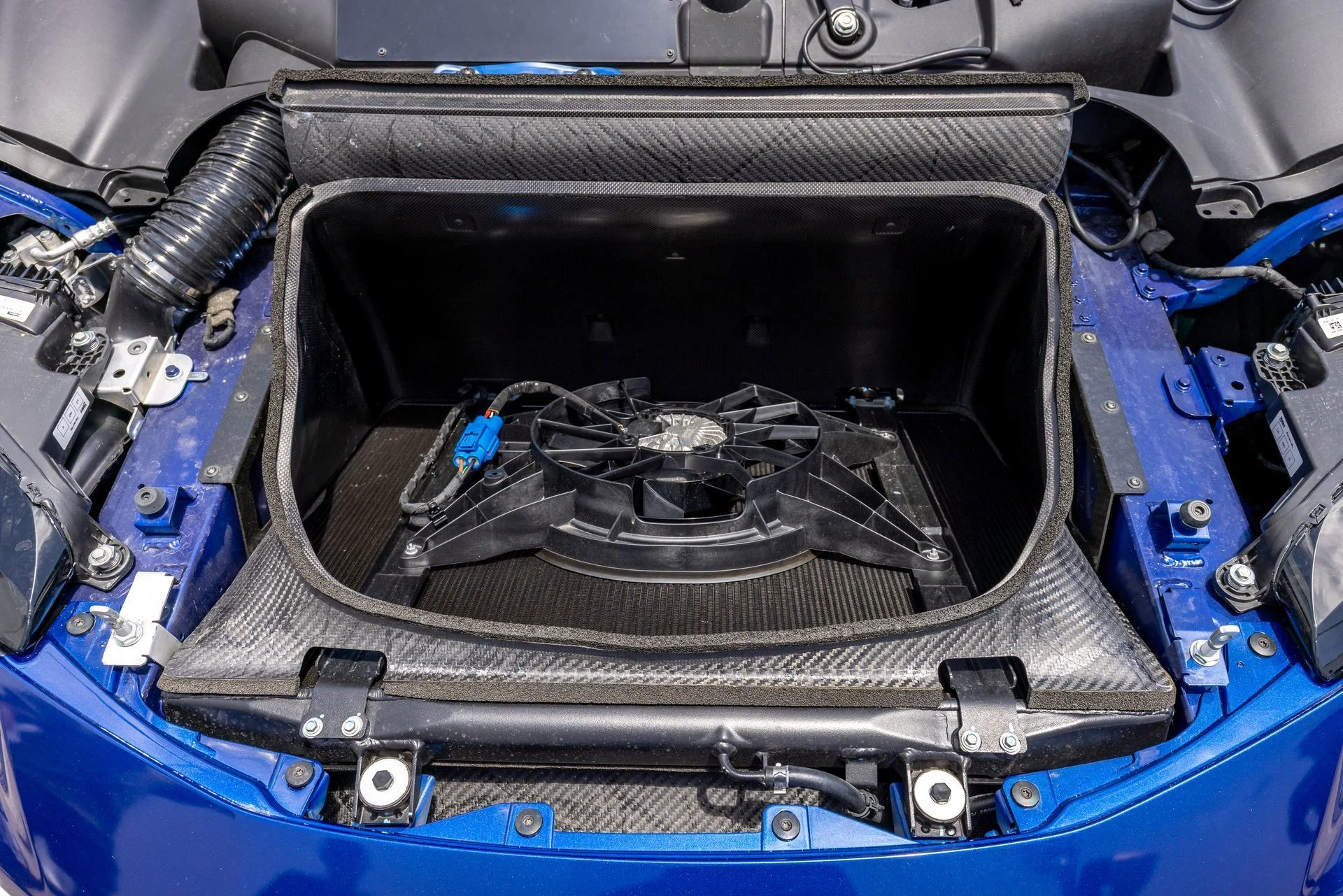 mph053_3123661531_39ac08cccc6b407bb85aa41e1b2dc32d_3c8ac77123