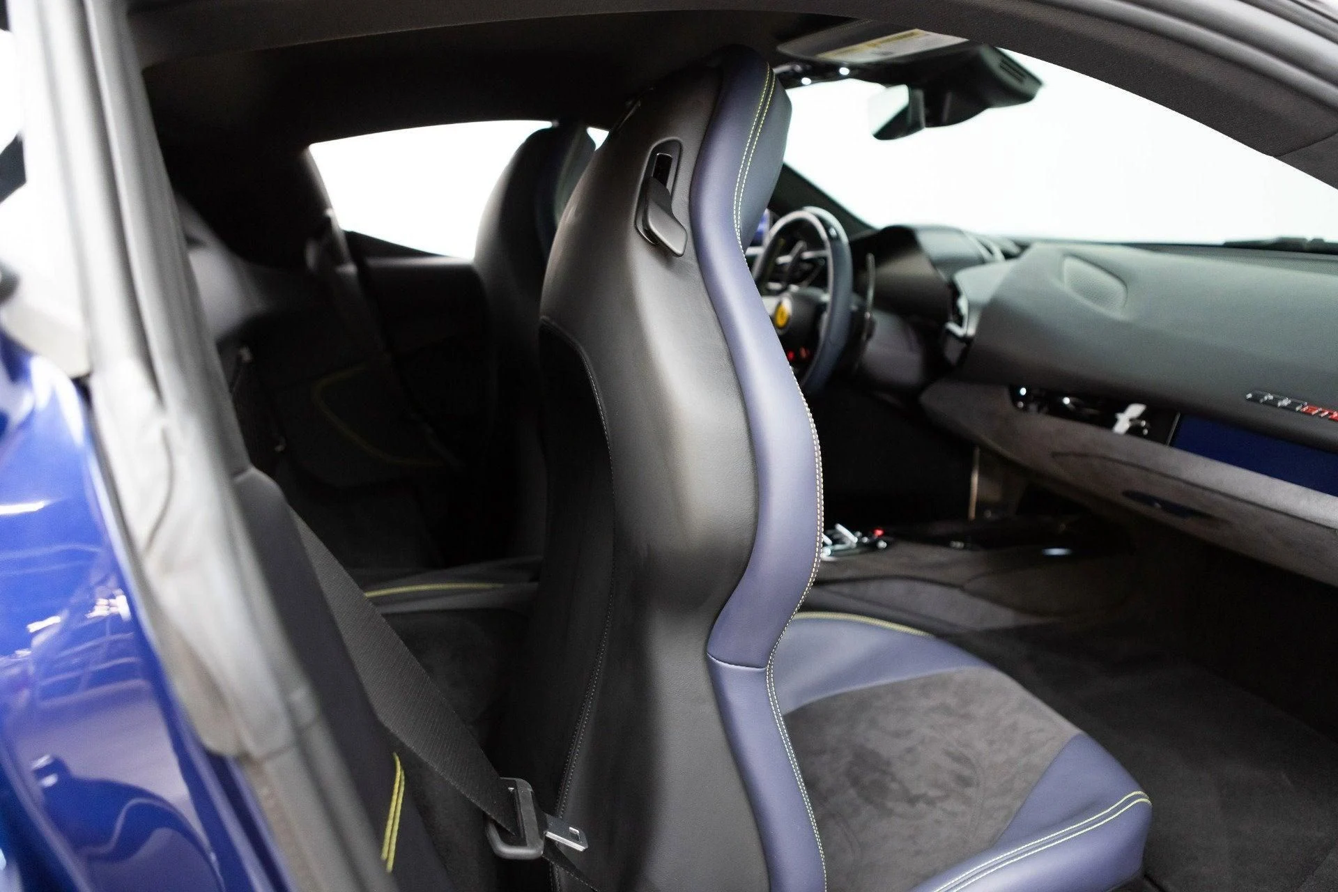 mph053_3125990619_Used_2025_Ferrari_296_GTB_1777349755_998ebf45b8