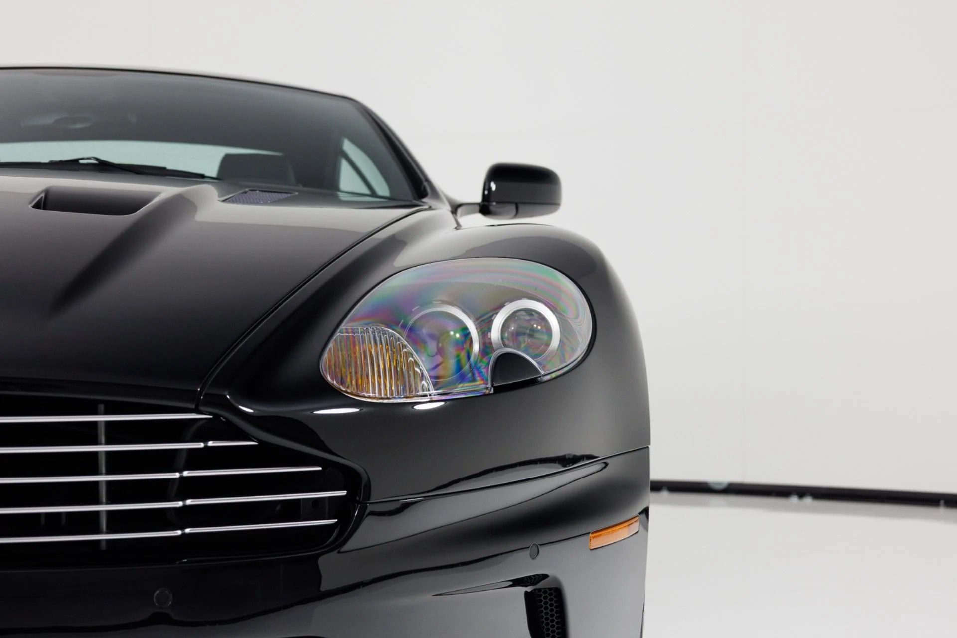 mph053_3174698731_Used_2009_Aston_Martin_DBS_1778627777_6ec2393df0