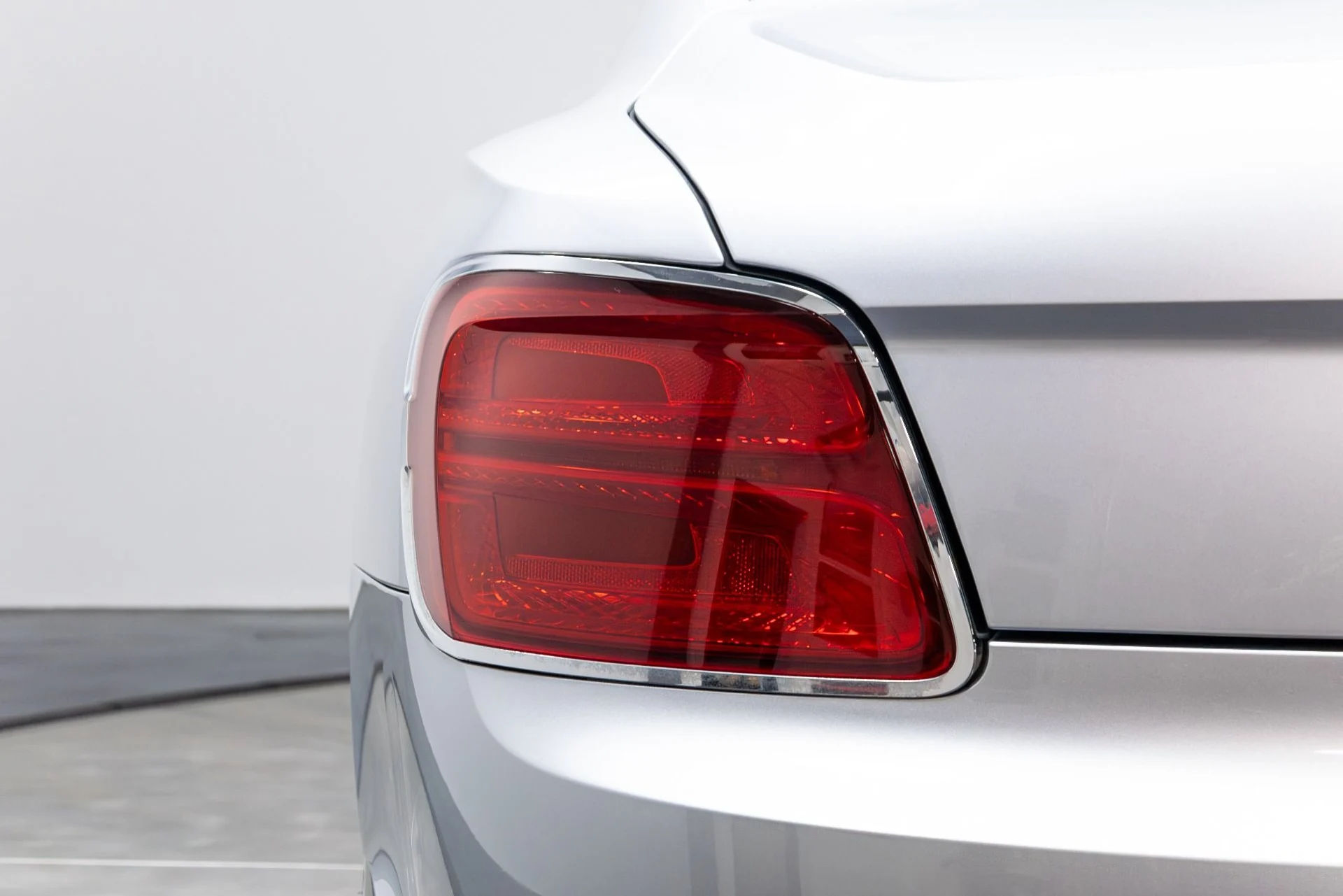 mph053_3192582905_Used_2021_Bentley_Flying_Spur_W12_1772666284_00fb9c5ab6