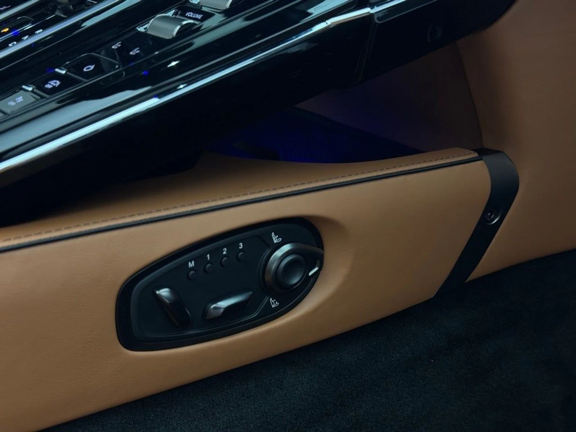 mph053_3196468084_54_081b18fa3b