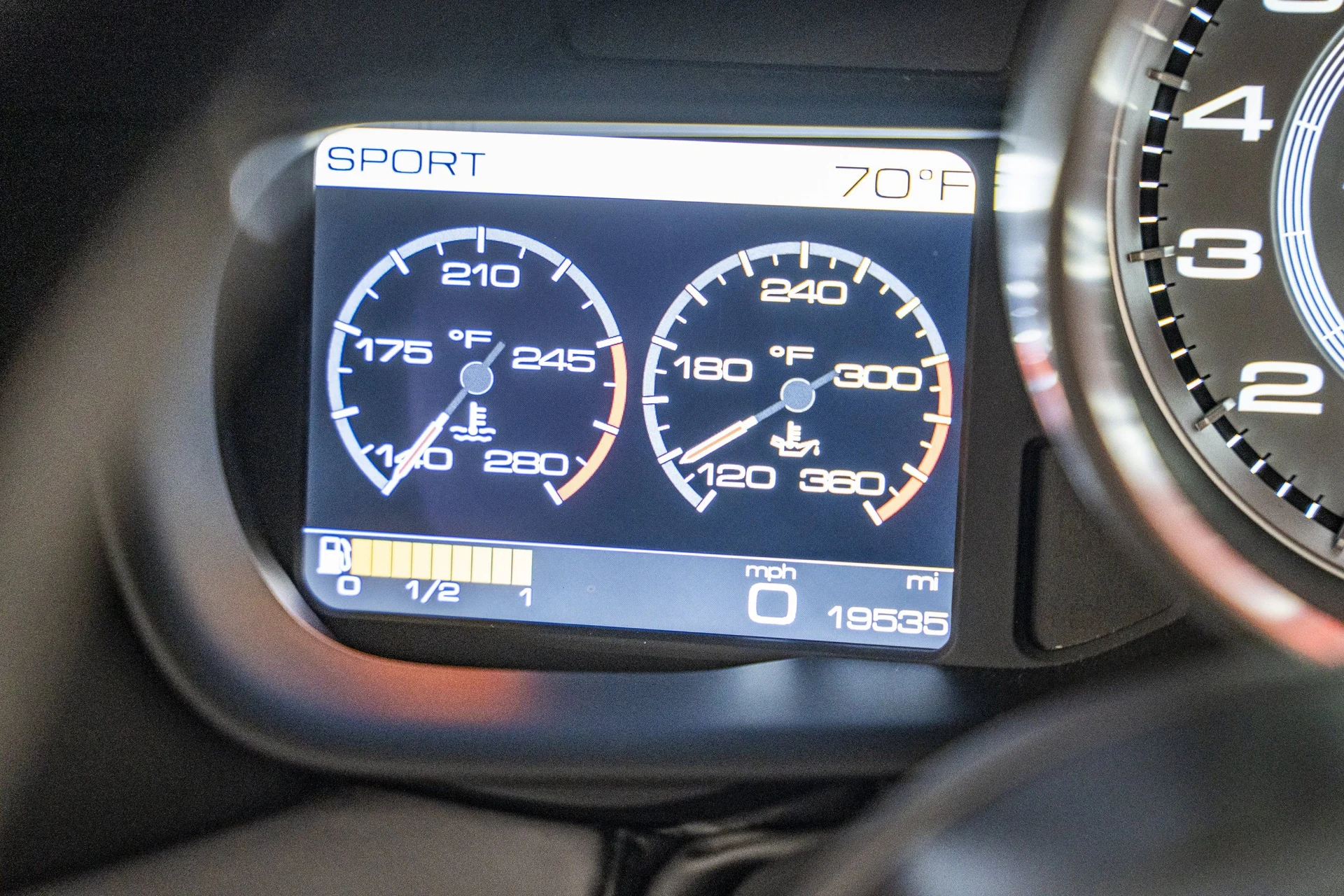 mph053_3206119301_c1c30b6a14d743a7bf52c3d5361f8a52_9a5f4d3940