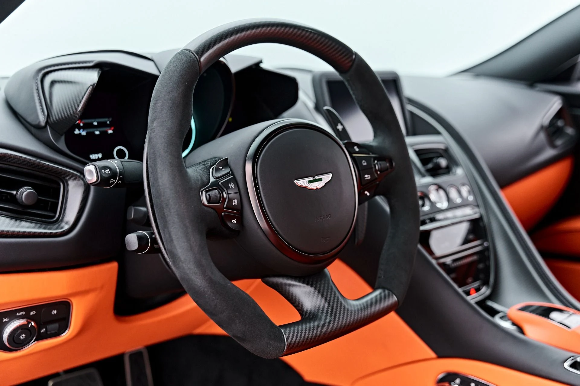 mph053_3211529515_Used_2023_Aston_Martin_DBS_Ultimate_1787789464_68a0d9d6d2