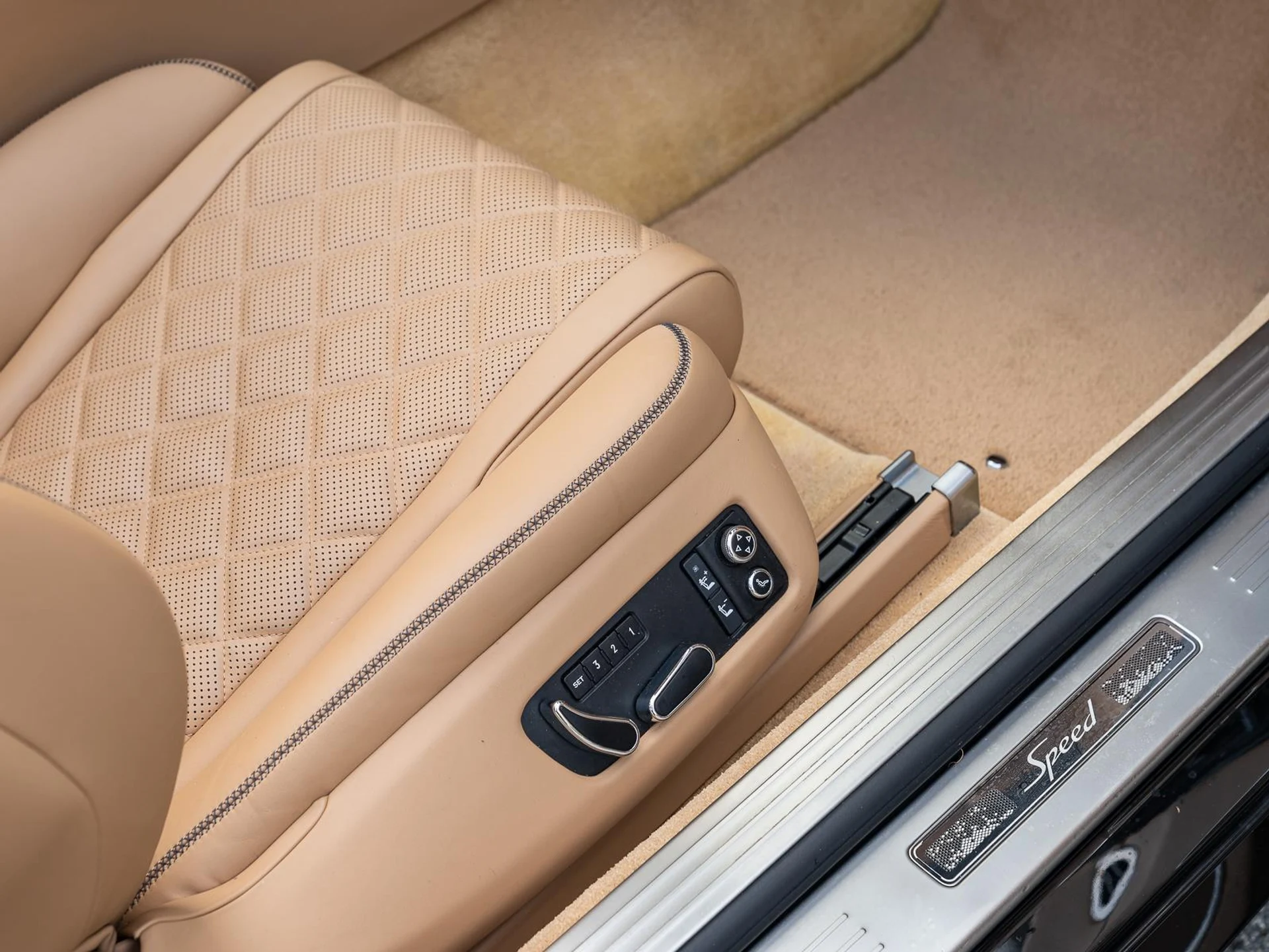 mph053_3227202133_Used_2016_Bentley_Continental_GT_Speed_1774476166_58f51de27e