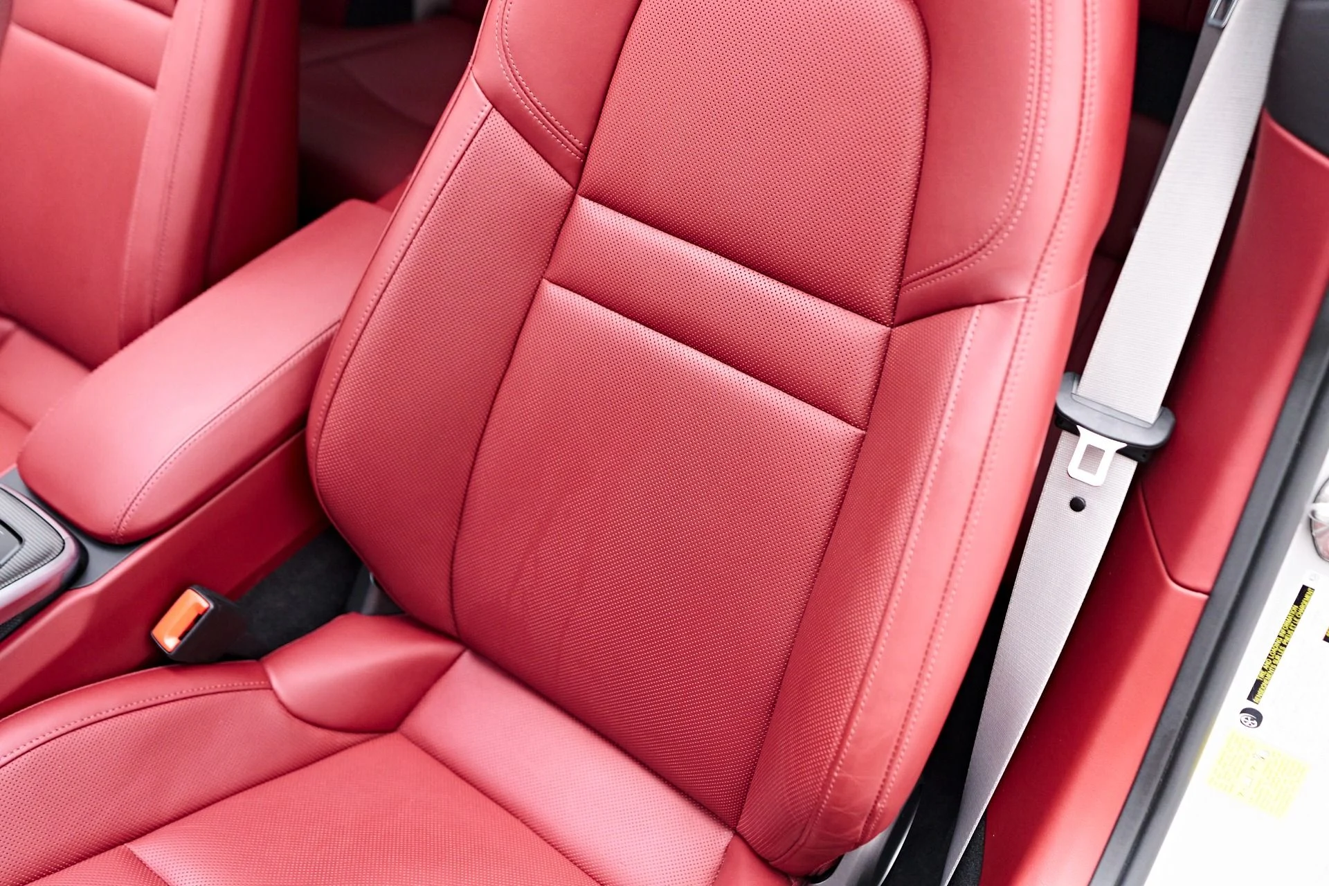 mph053_3251486674_Used_2023_Porsche_911_Carrera_4_S_1757702415_f35b044699