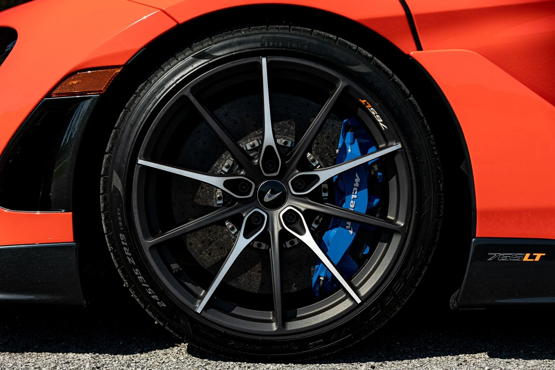 mph053_3300697162_249_p54_l_174fbfa3c6