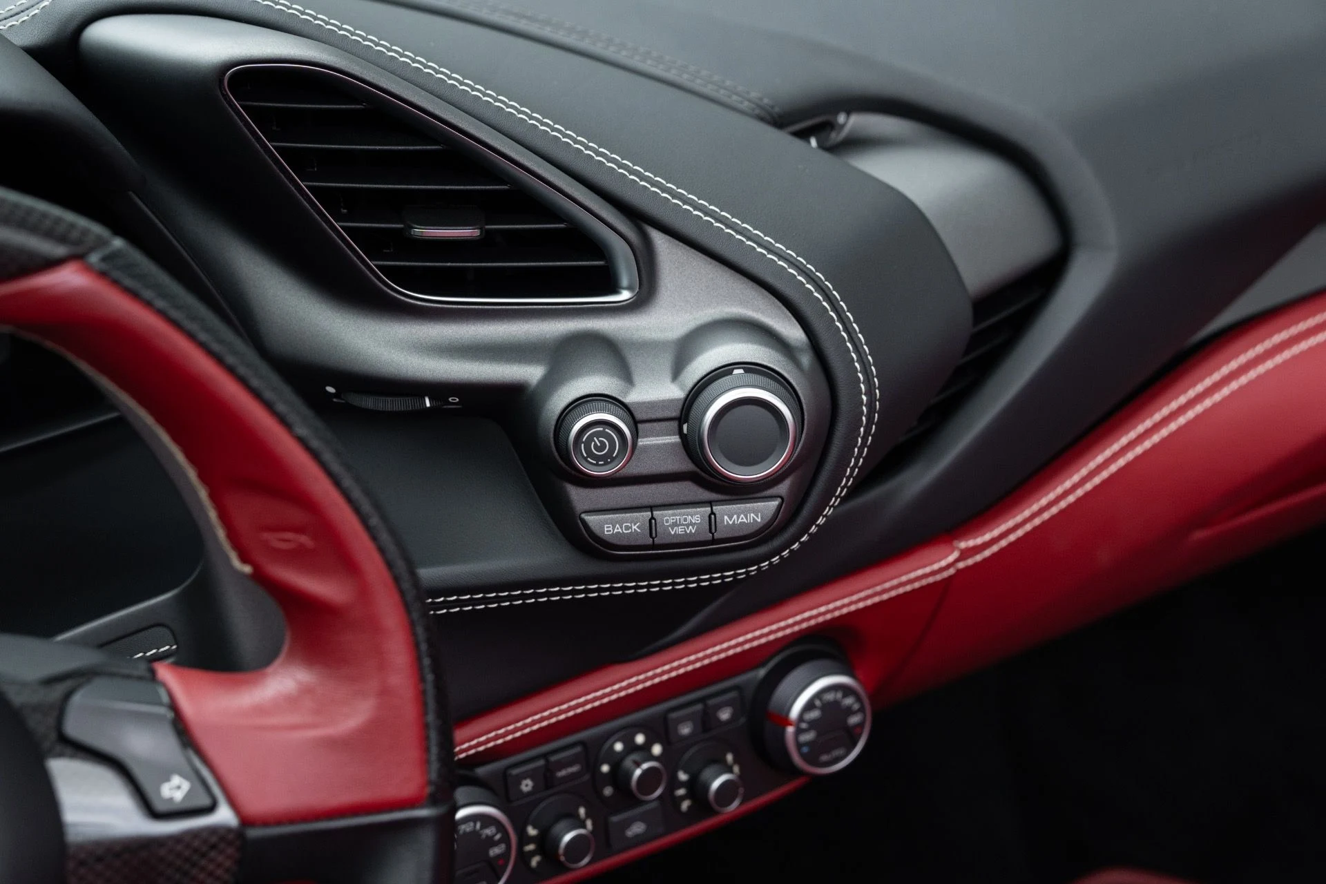 mph053_3302191448_Used_2019_Ferrari_488_Spider_1775191642_9b67debe80