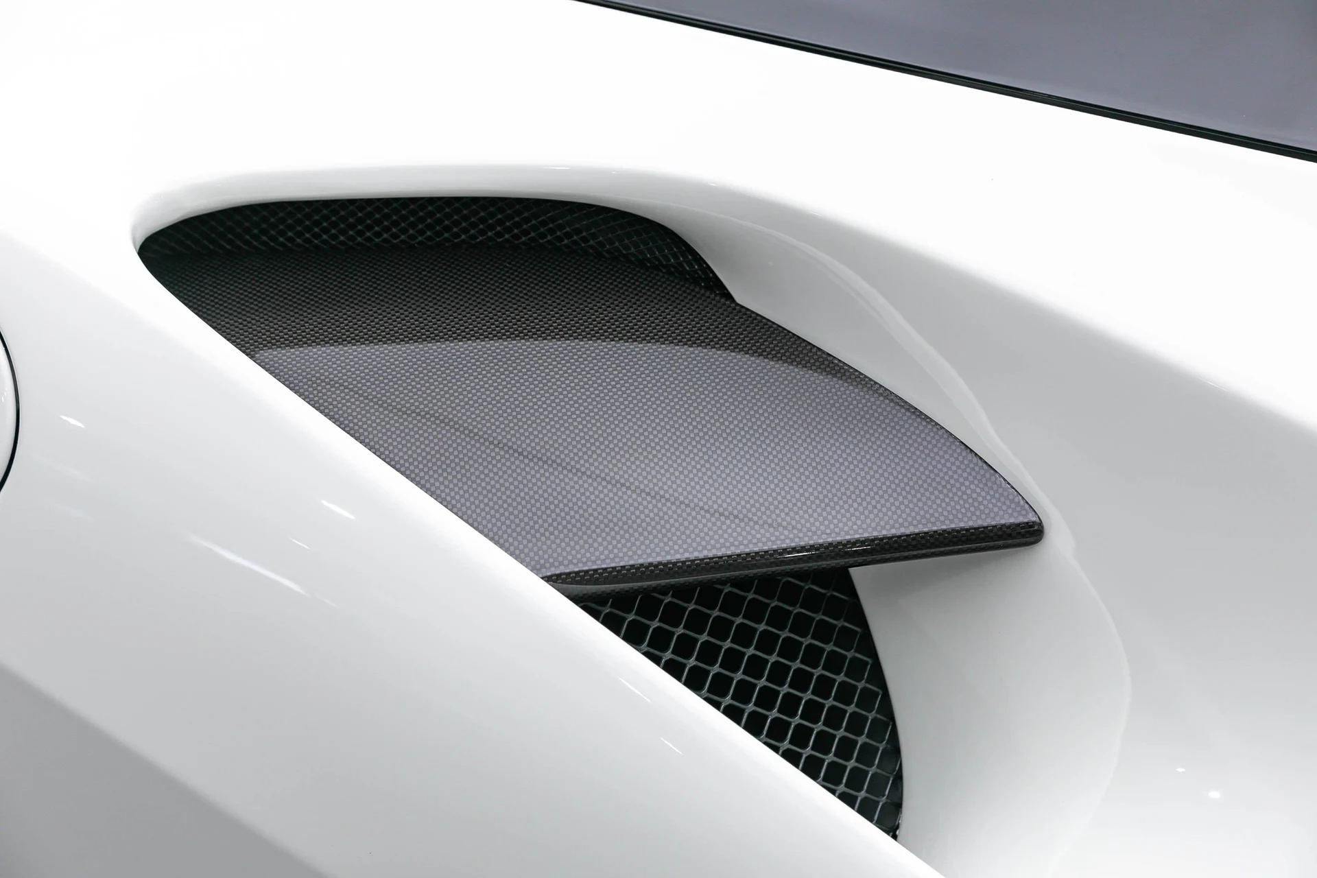 mph053_3305210489_c55666a05f62448d9c35cd5919b8c309_0bda9fb154