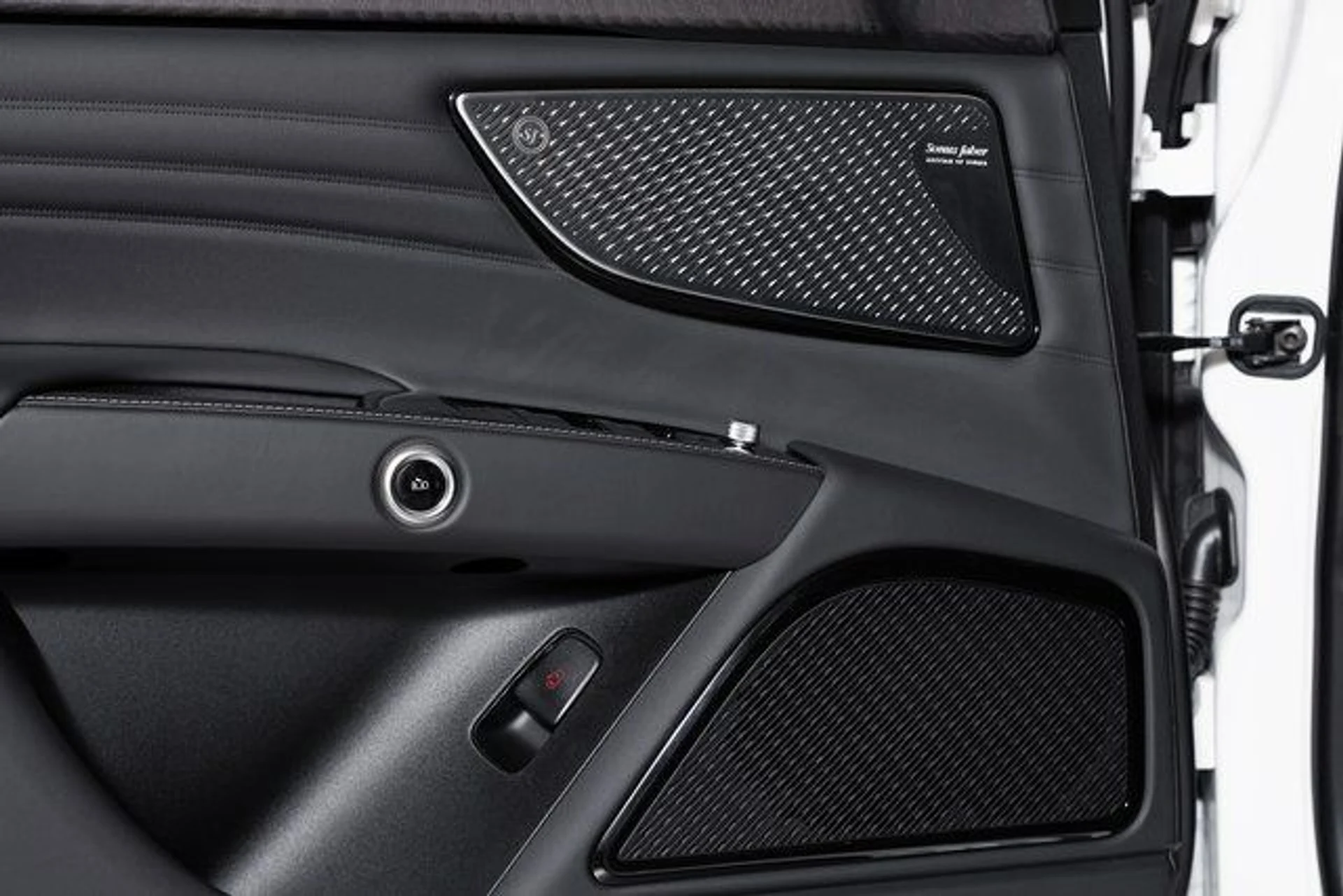 mph053_3309130993_6ac69668dcba5496bf36066e258f13ecx_292421be74