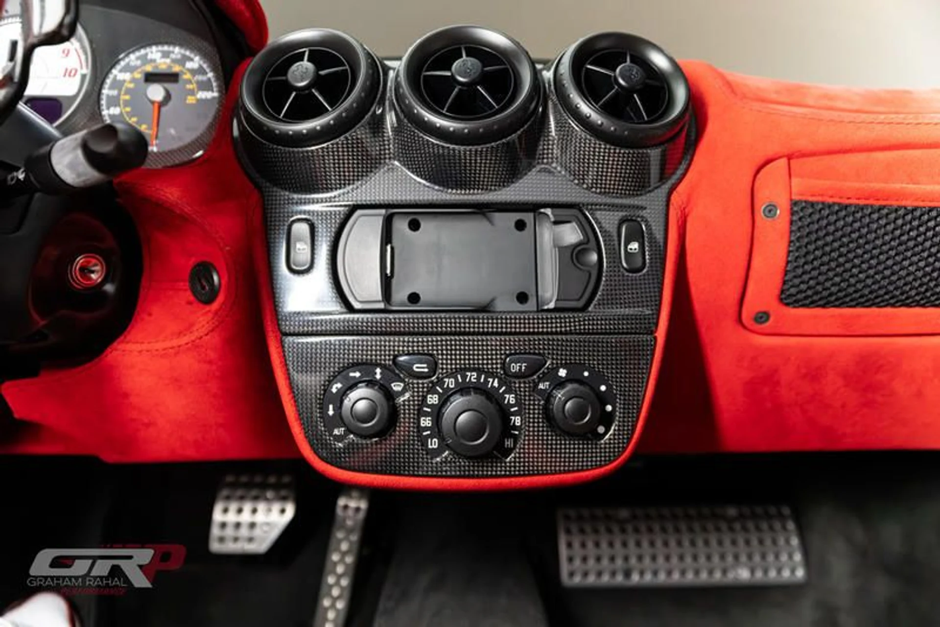 mph053_3404266435_4_C001432_616_F_4163_AA_8_E_D670_B6278_D4_B_8d5703204f