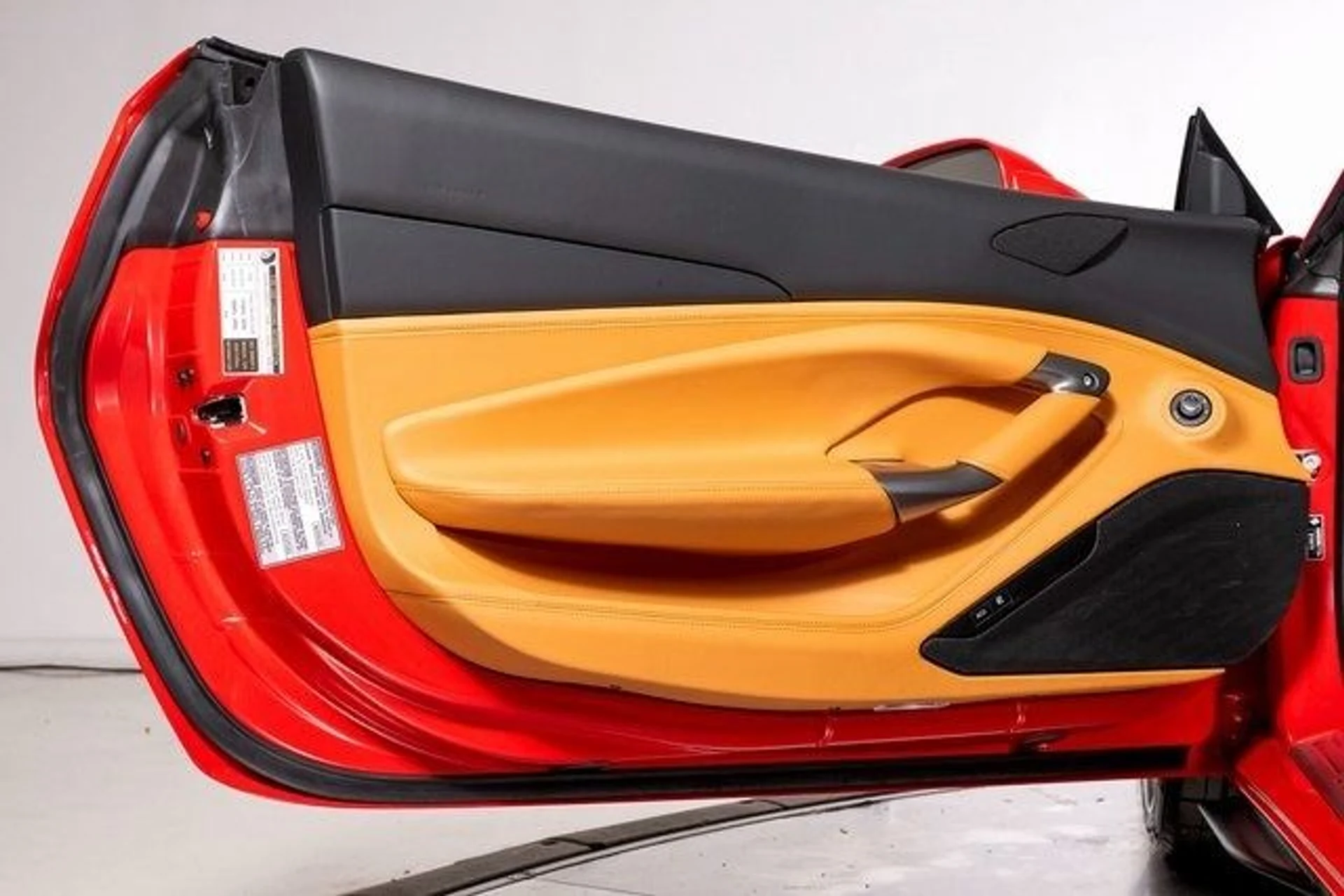 mph053_3411652826_e4d5657a26af31e1f811da48c2720dddx_0b139297f5