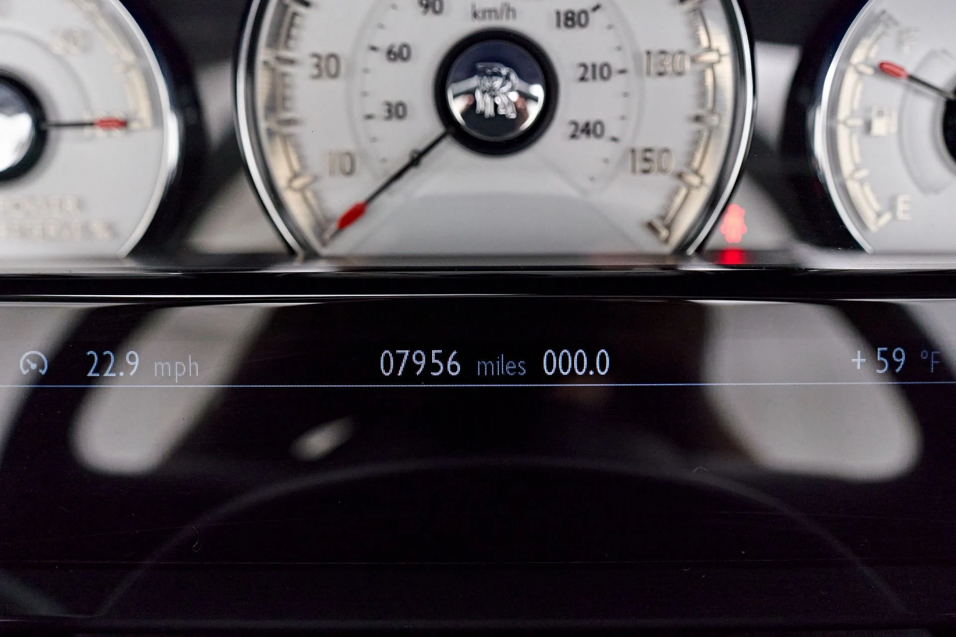 mph053_3419182005_Used_2018_Rolls_Royce_Dawn_Base_1712097649_5a42aa3d20