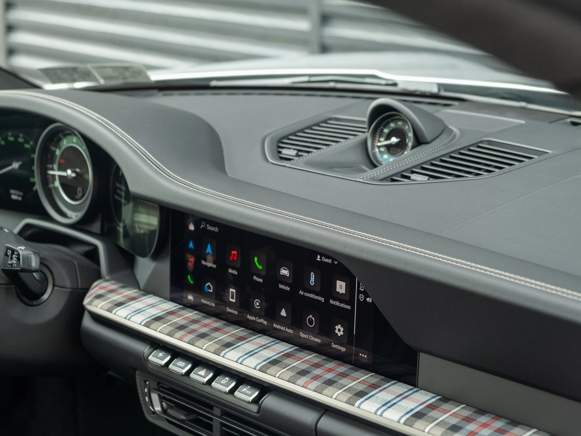 mph053_3448061637_54_4d03c71751