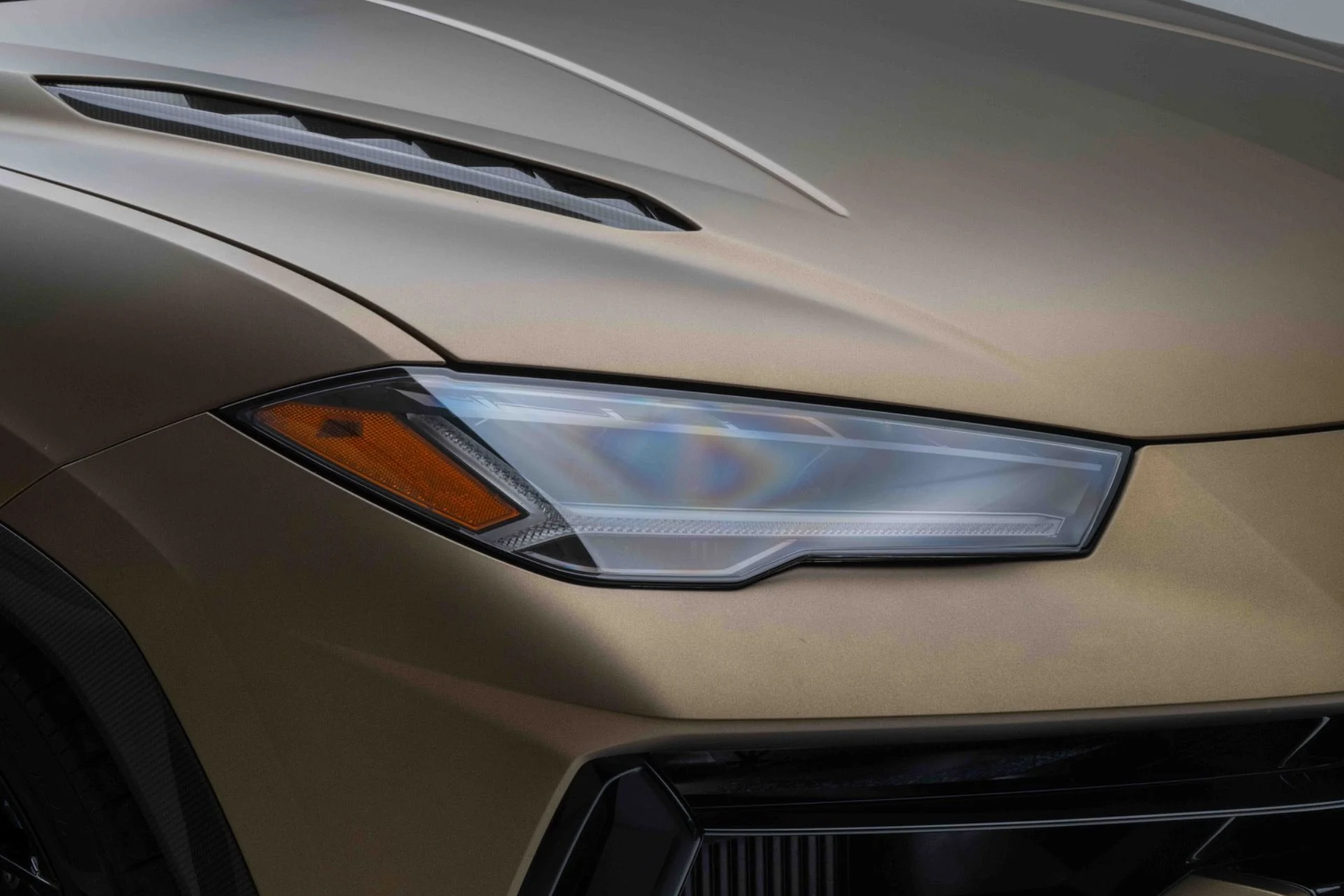 mph053_3452341849_Used_2024_Lamborghini_Urus_Performante_1774028778_0f3421fe69