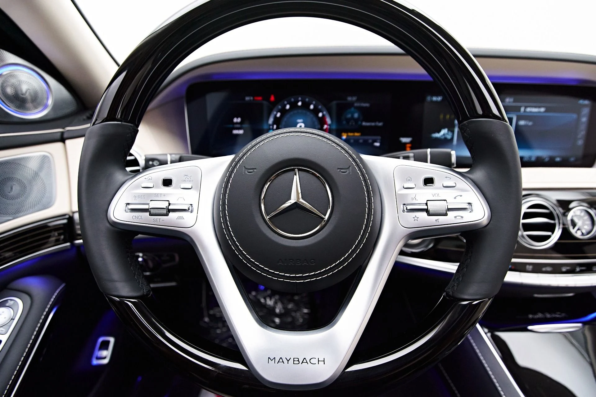 mph053_3455863866_Used_2020_Mercedes_Benz_S_Class_Maybach_S_560_1686091105_b7961bd6a3