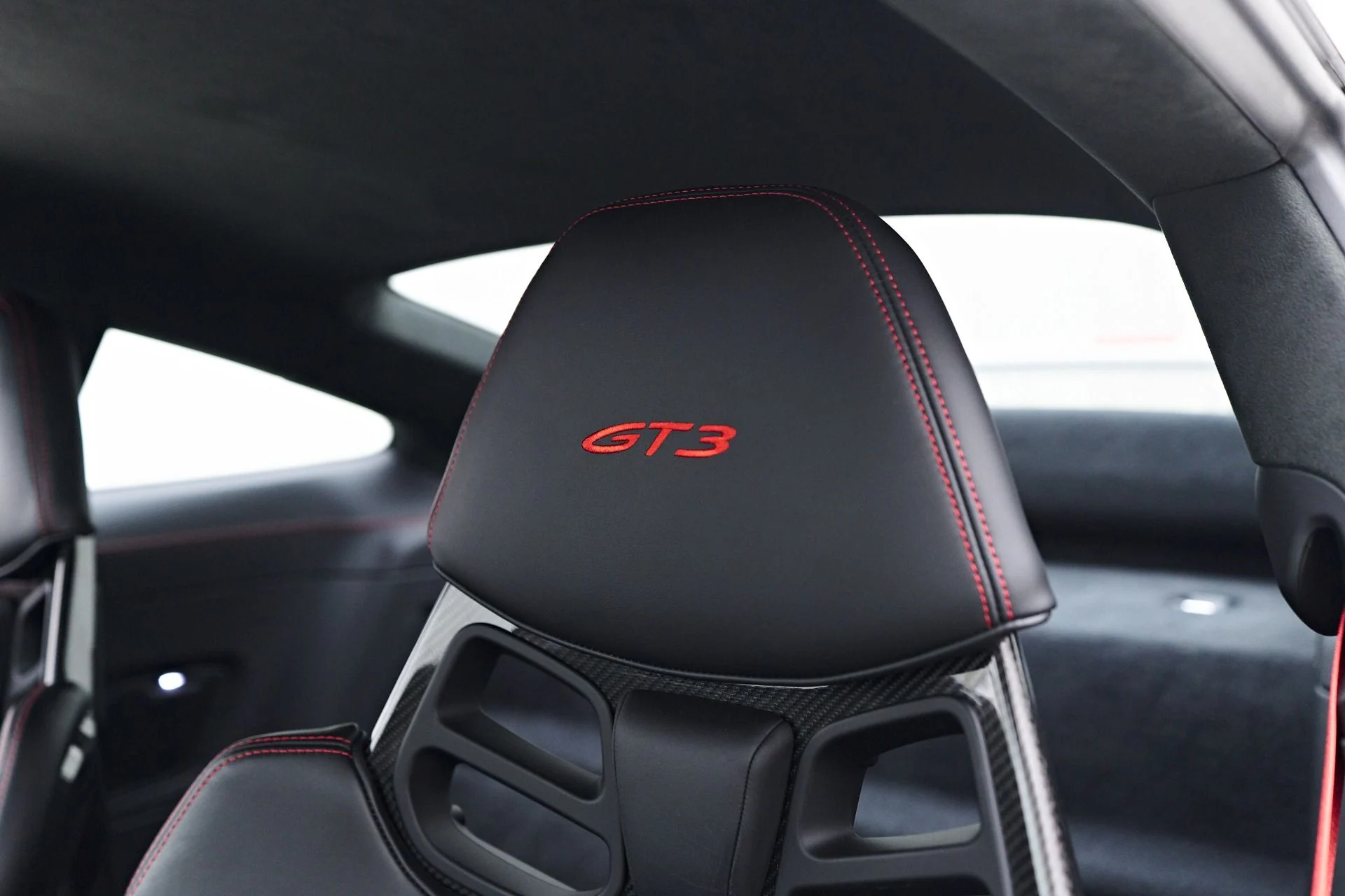 mph053_3468800933_Used_2023_Porsche_911_GT_3_1750710983_813ca1a07f