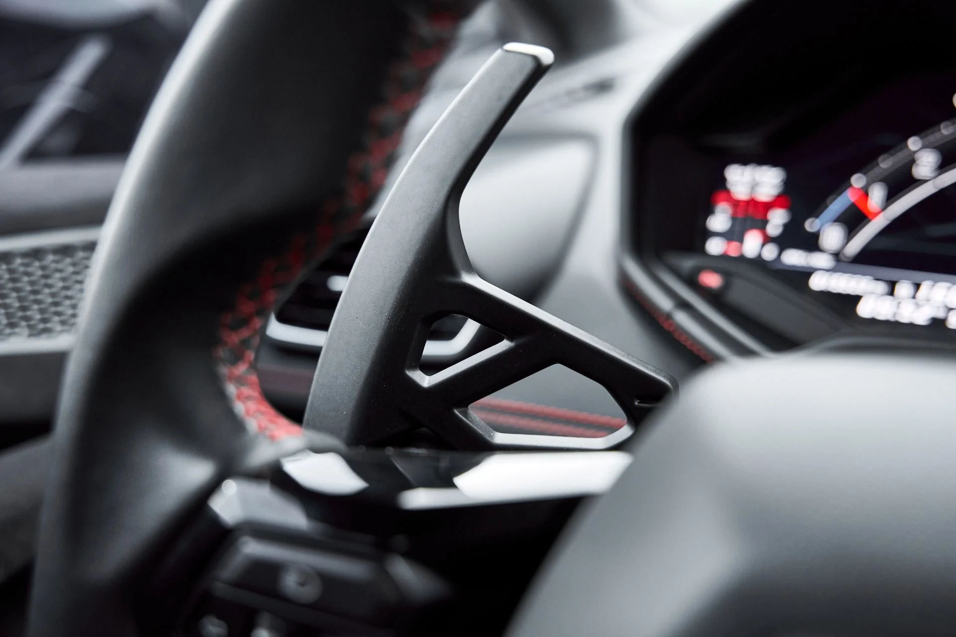 mph053_3491552393_Used_2023_Lamborghini_Huracan_Tecnica_Base_1766269090_7302707063